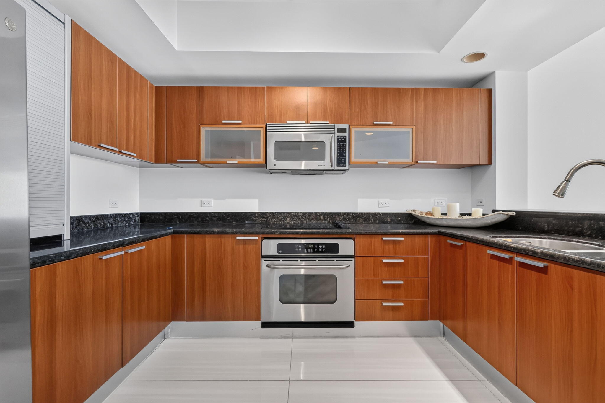 MARINA GRANDE RIVIERA BEACH CONDO - Residential