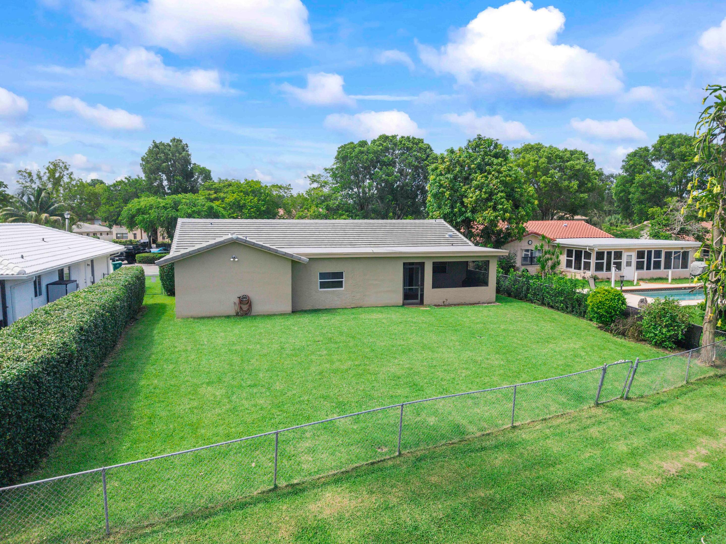 WOOD LAKE - Residential