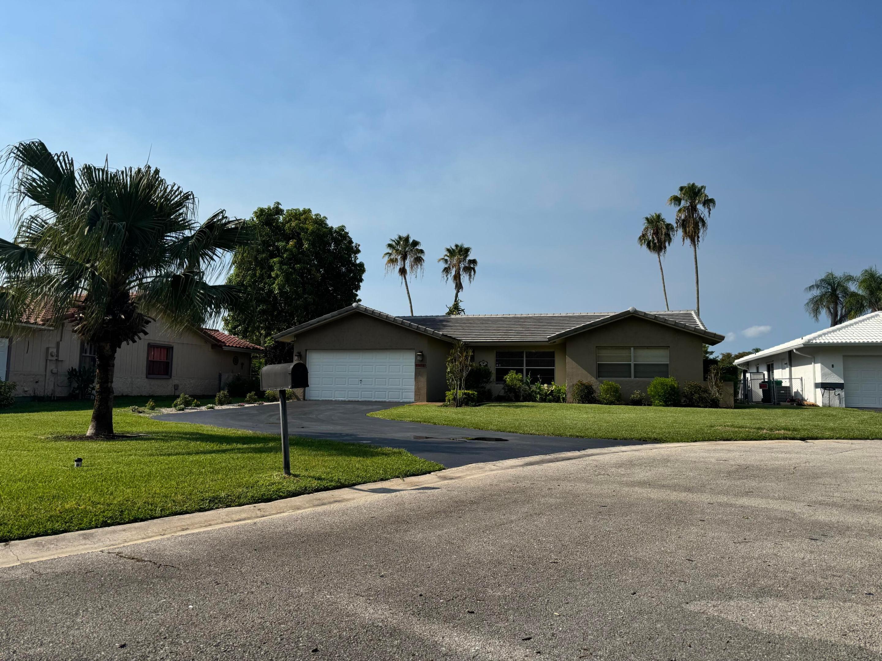 RARE Coral Springs opportunity! This 4/2, NO HOA waterfront home sits on a 10,000+ sq ft lot in a quiet cul-de-sac. Features include a 2024 tile roof, consistent flooring throughout, large backyard, peaceful views, and plenty of parking. A home offering space, privacy, and the lifestyle you've been waiting for. More pictures to come 6/26!