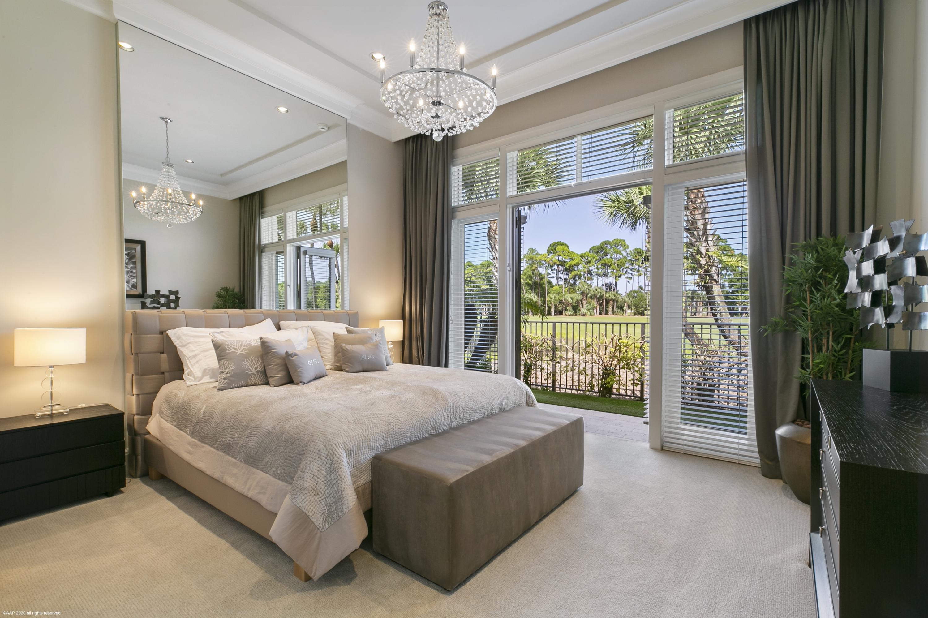 OLD PALM - Residential
