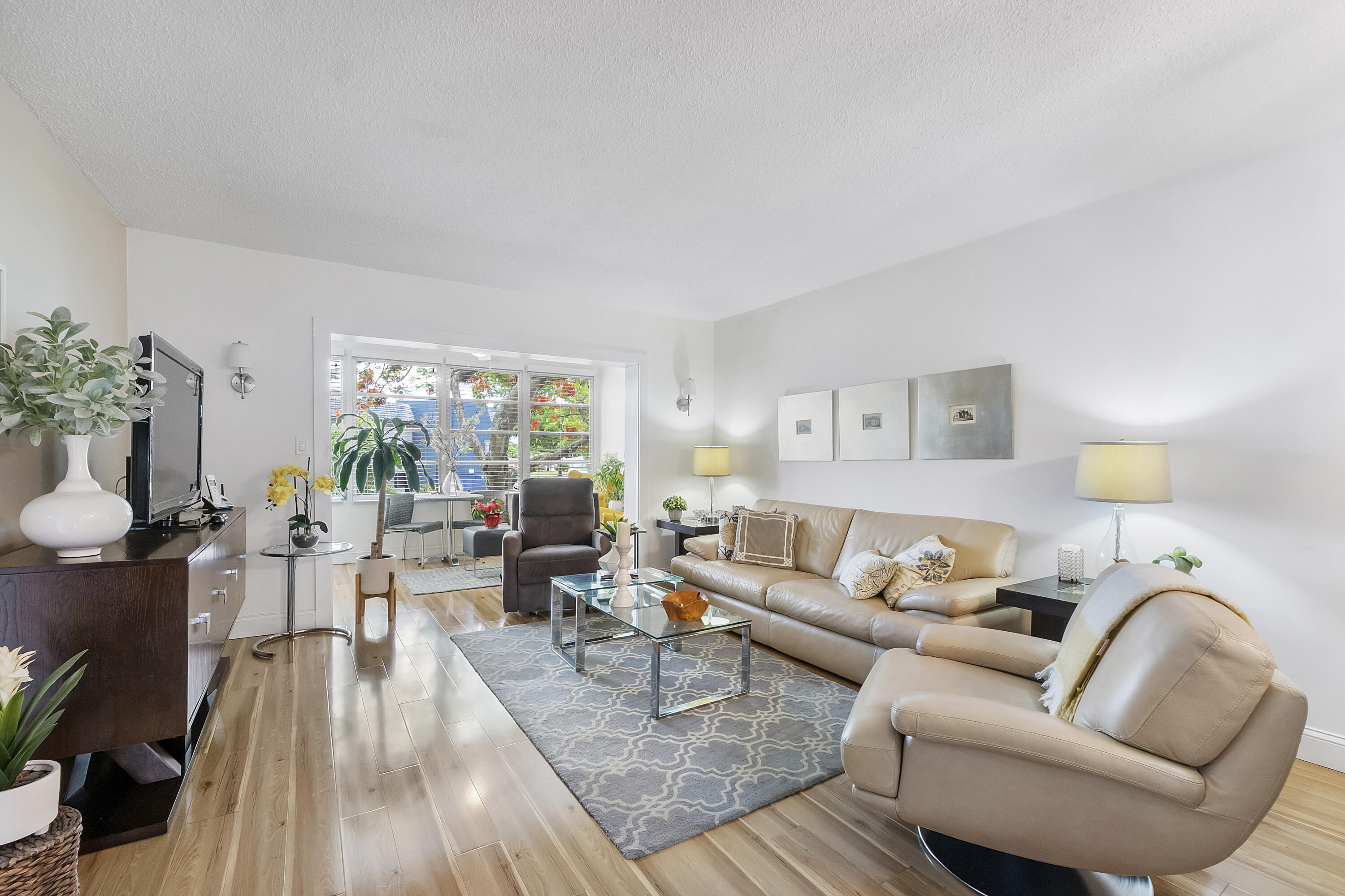 ORIOLE GOLF & TENNIS CLUB CONDO - Residential