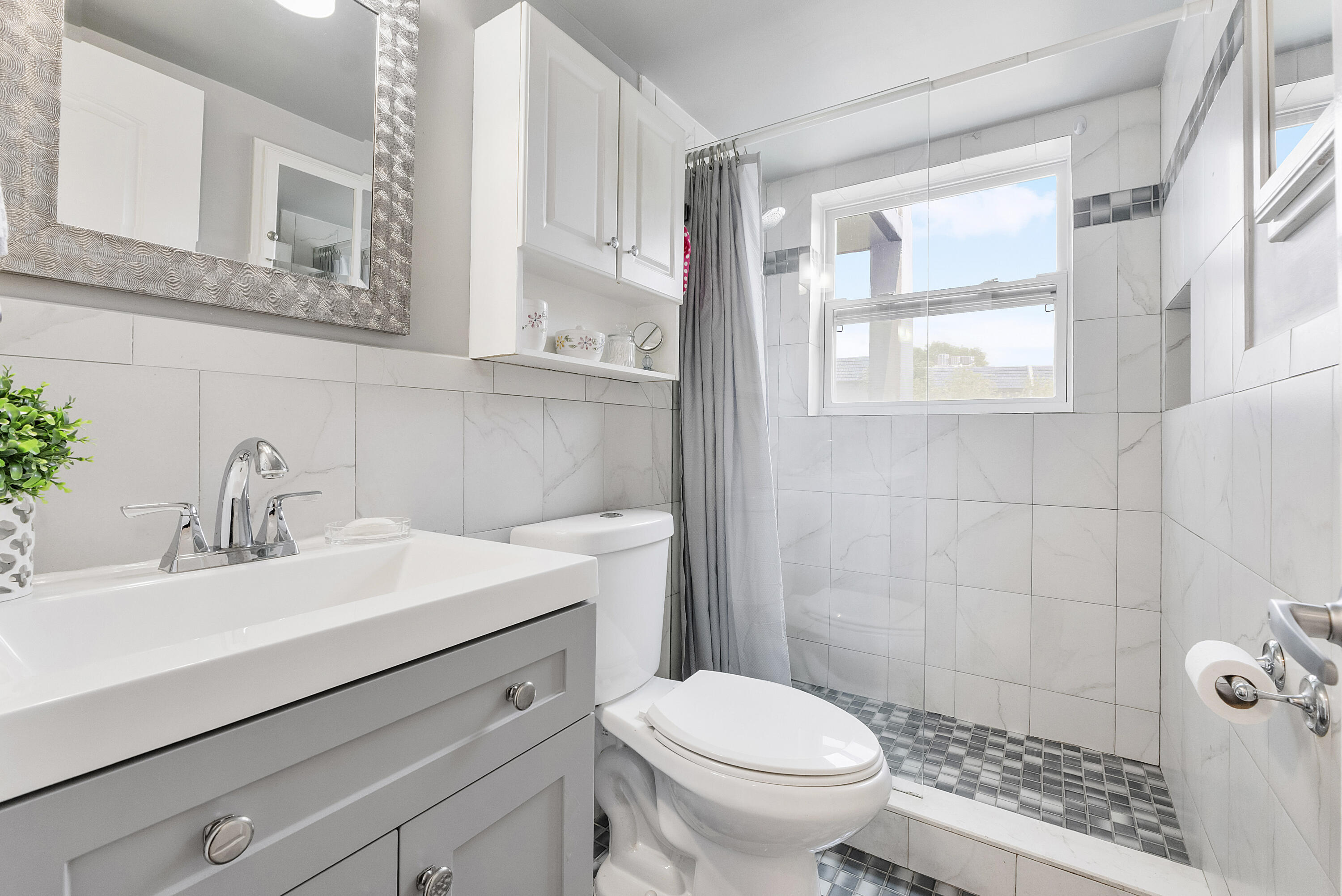 ORIOLE GOLF & TENNIS CLUB CONDO - Residential