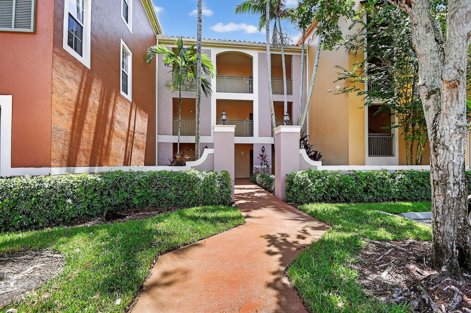 ST ANDREWS AT POLO CLUB CONDO - Residential Lease