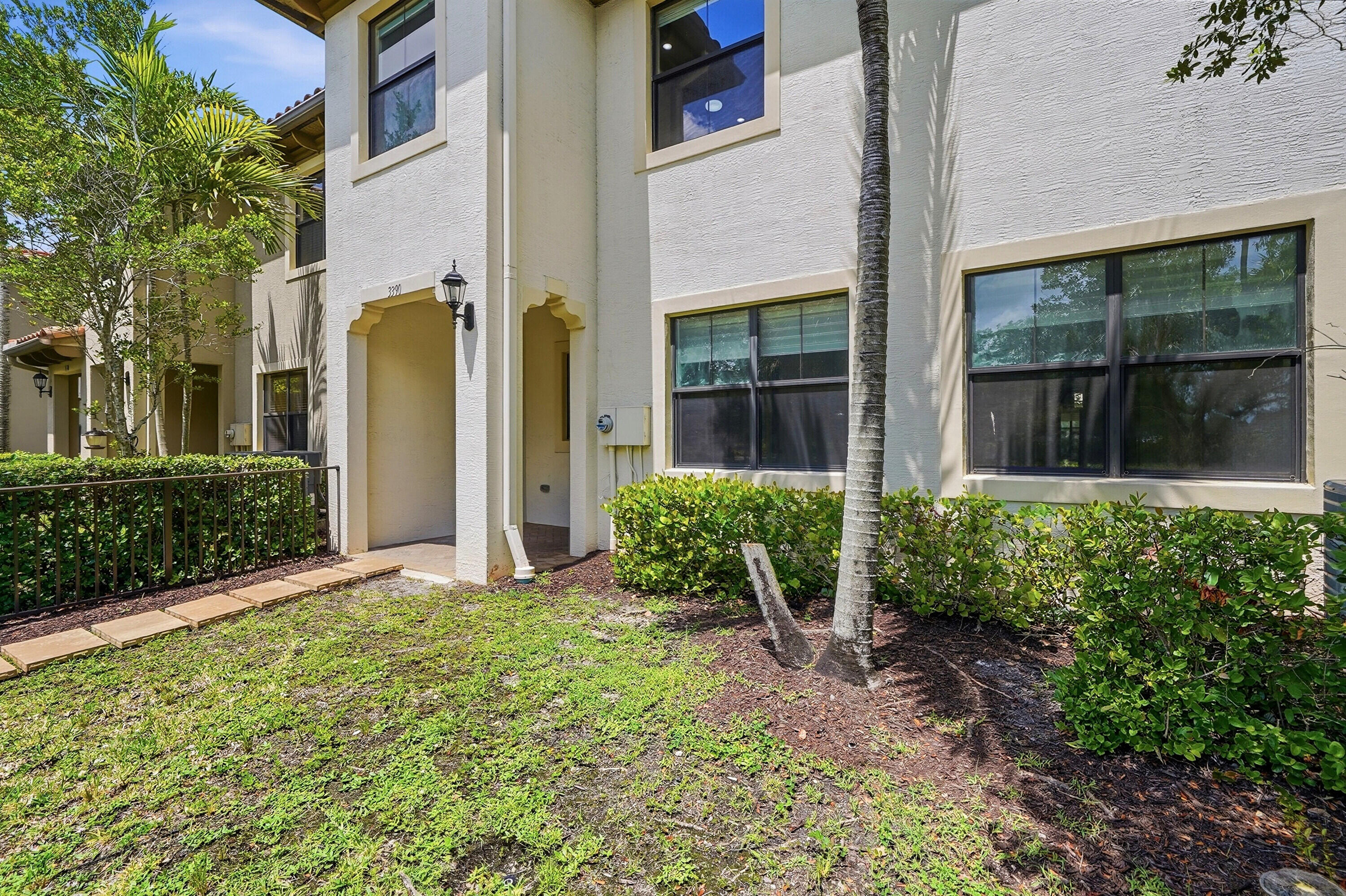 OAKLAND SAWGRASS EXPRESSWAY PLAT - Residential