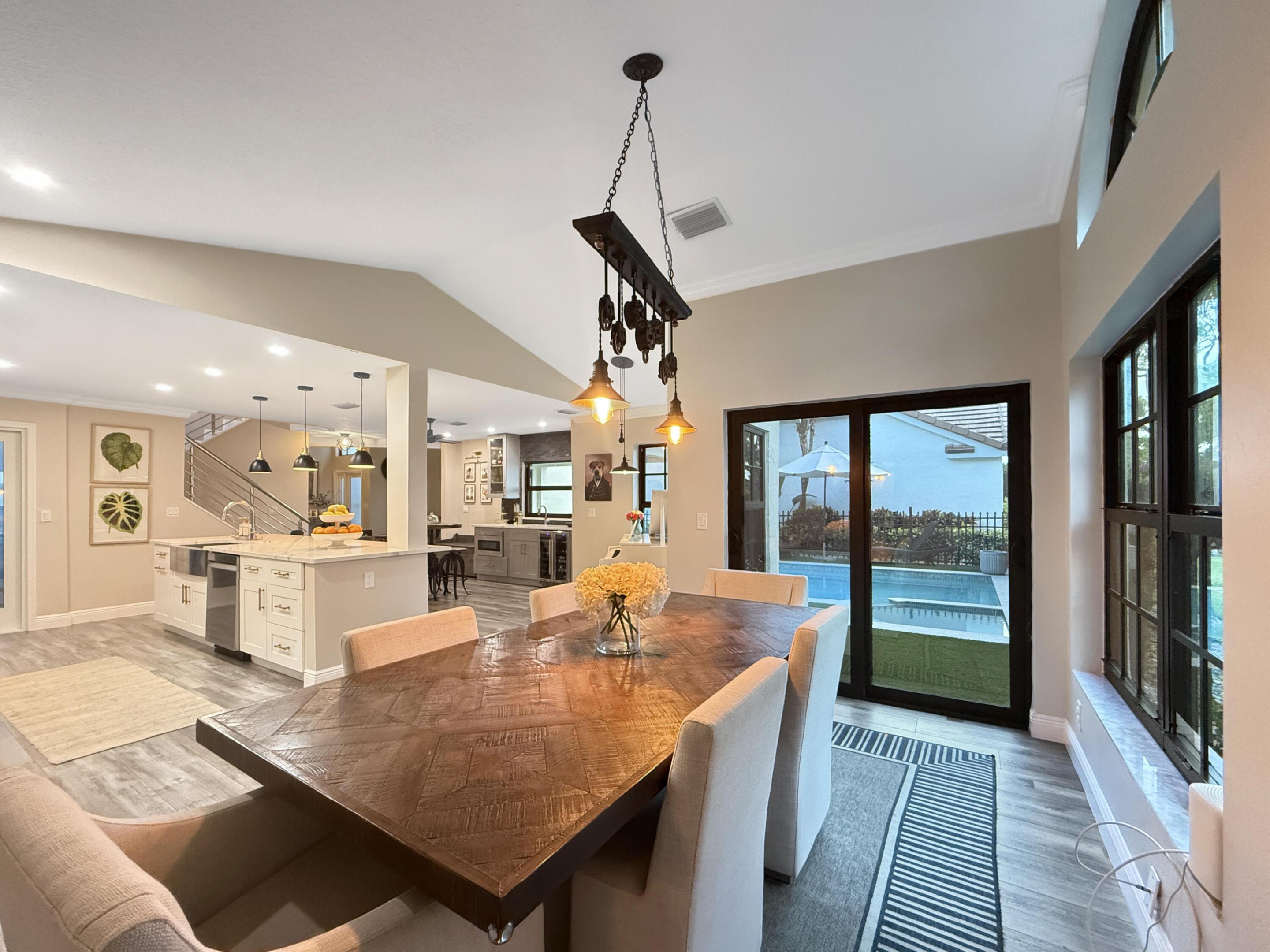SHERWOOD FOREST - Residential