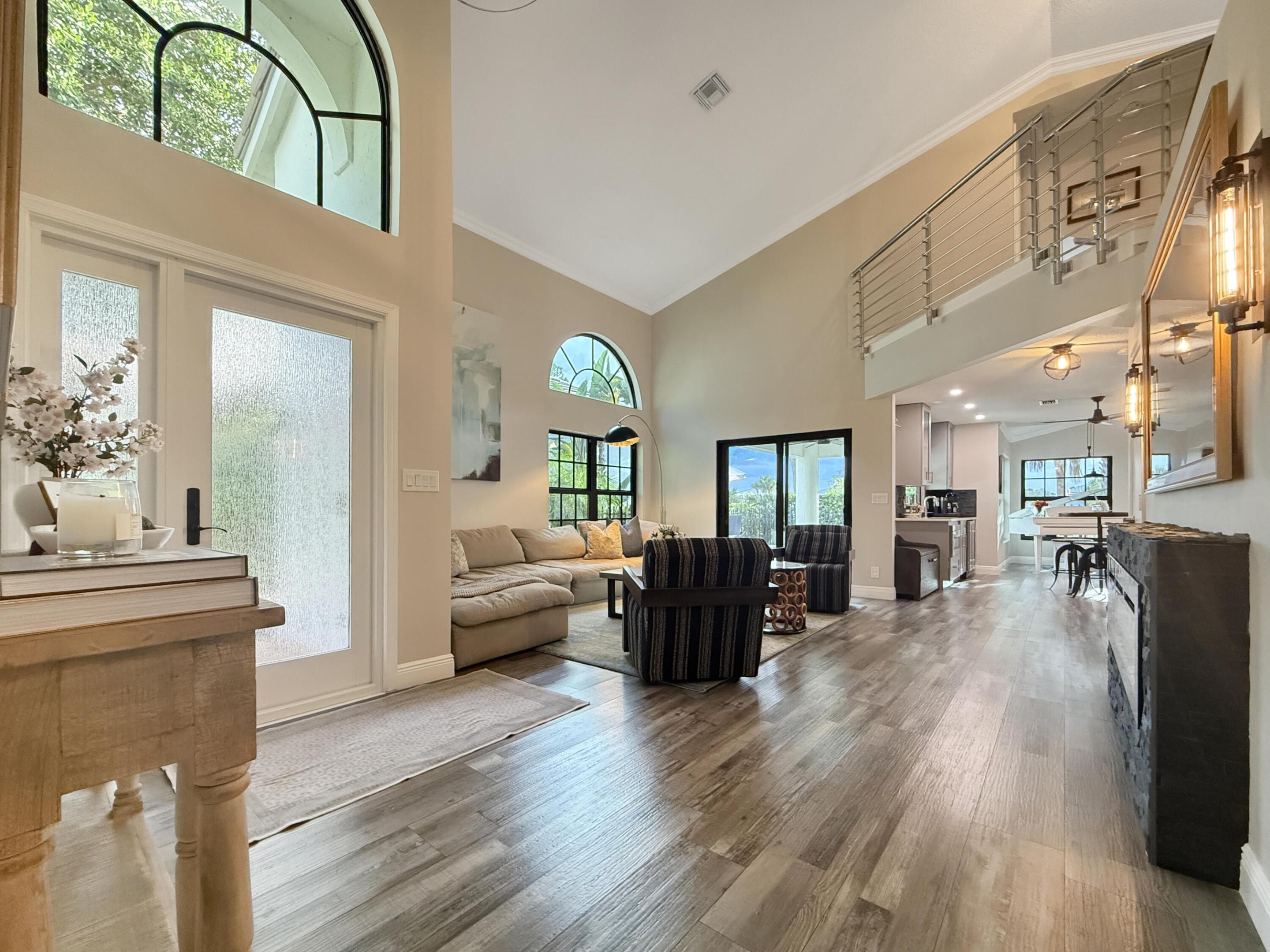 SHERWOOD FOREST - Residential
