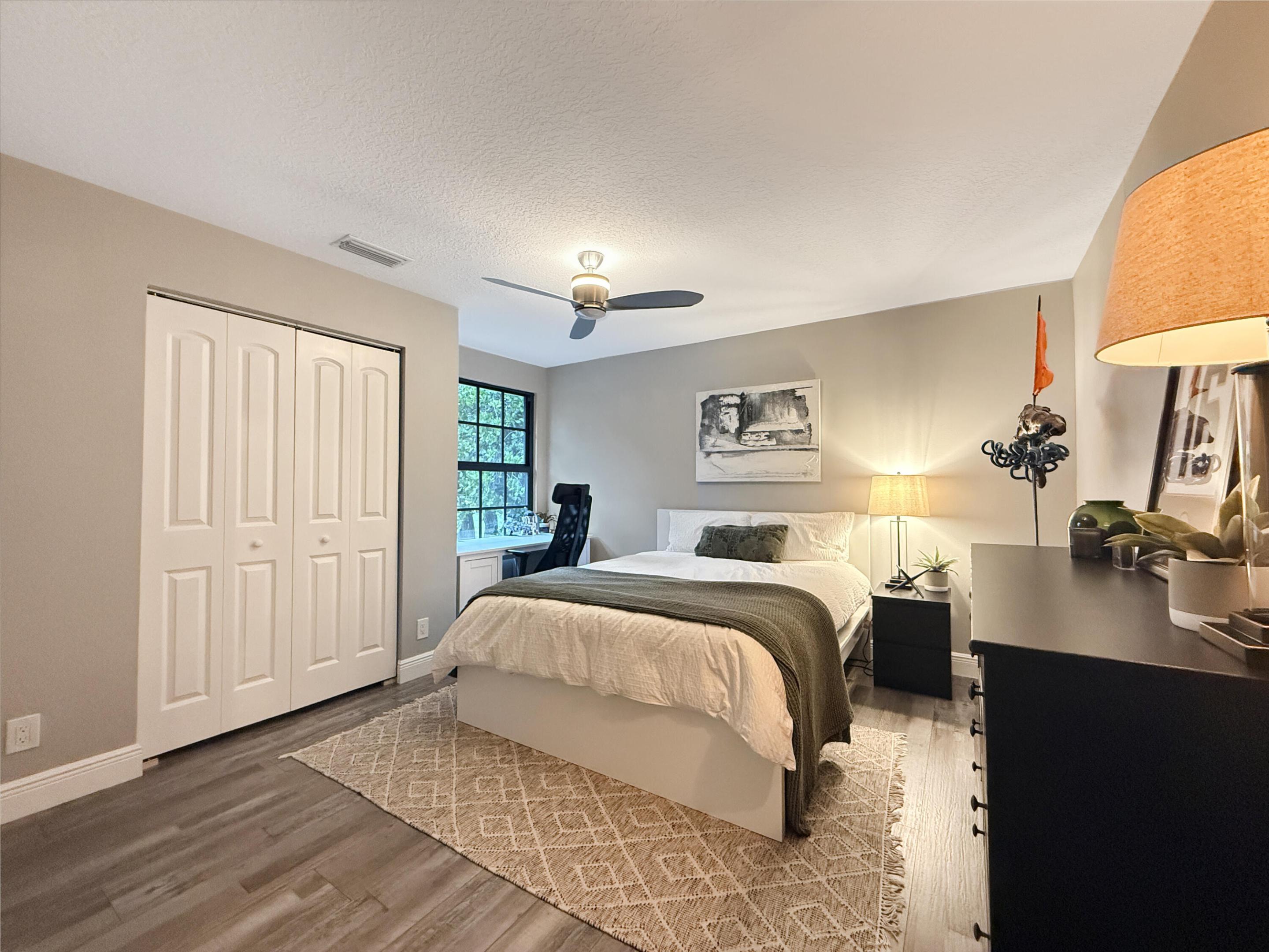 SHERWOOD FOREST - Residential