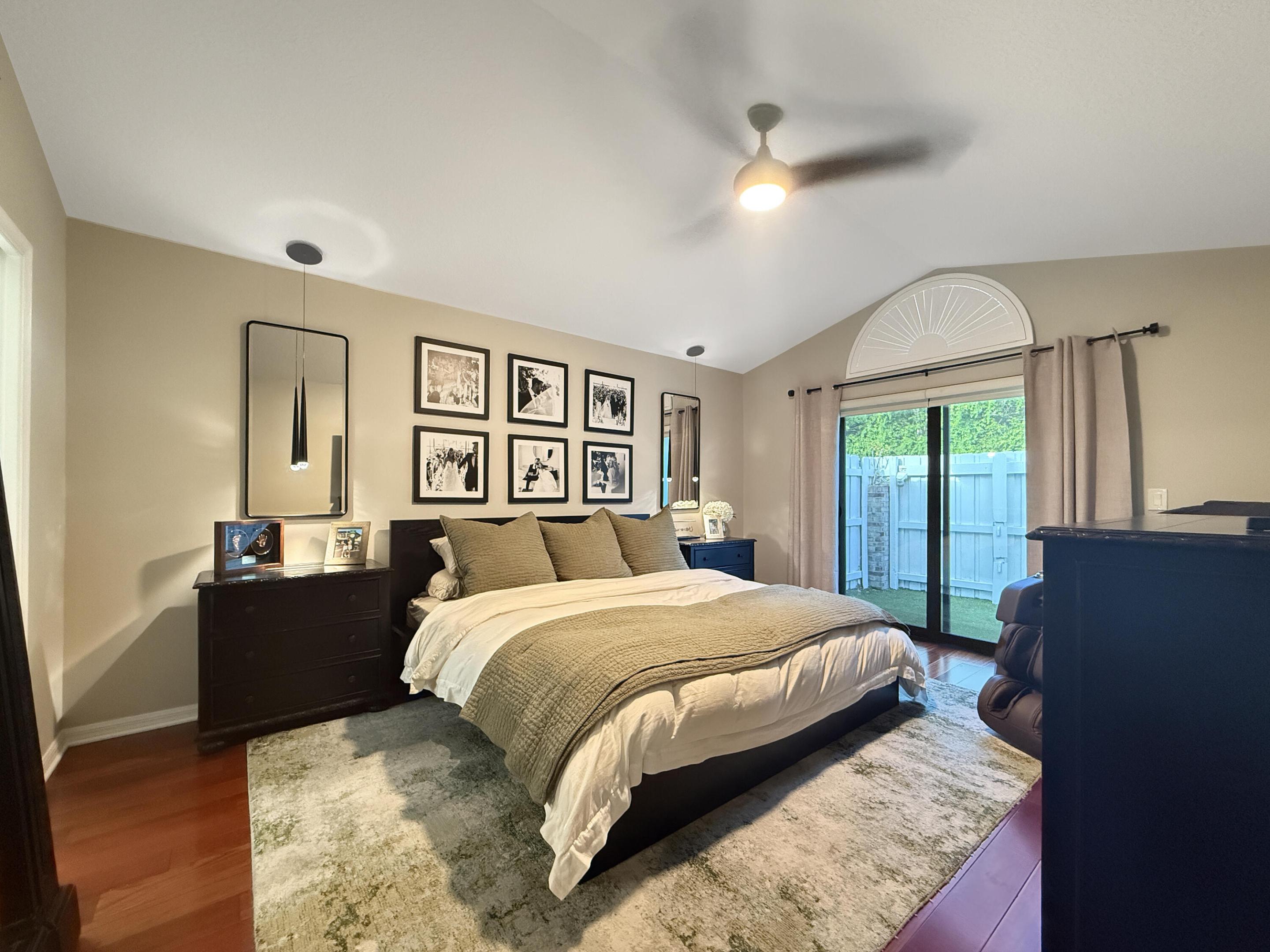 SHERWOOD FOREST - Residential