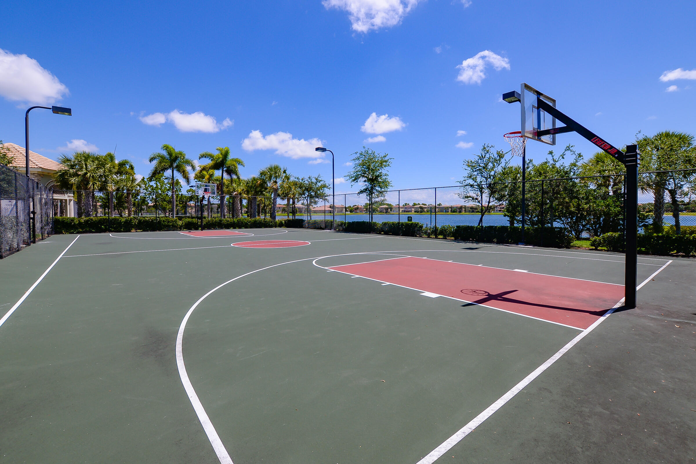 VIZCAYA FALLS PLAT 1 - Residential Lease