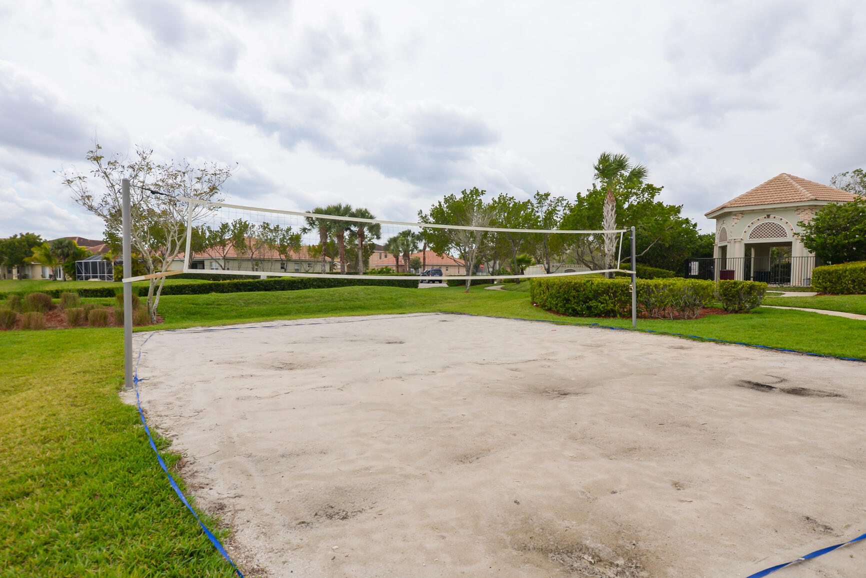 VIZCAYA FALLS PLAT 1 - Residential Lease