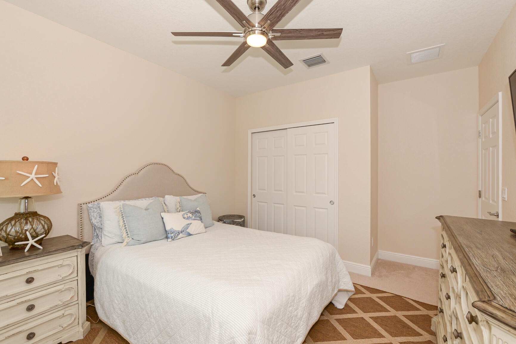 VIZCAYA FALLS PLAT 1 - Residential Lease