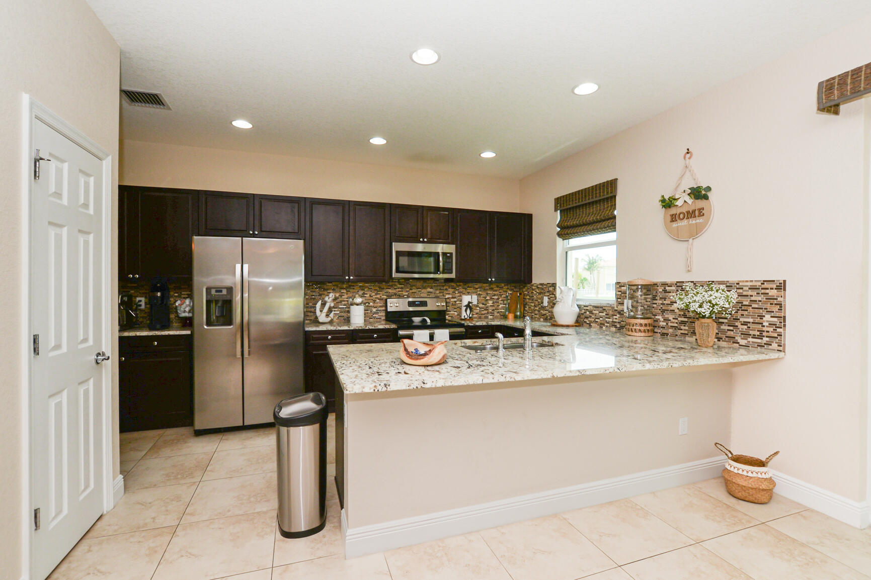 VIZCAYA FALLS PLAT 1 - Residential Lease