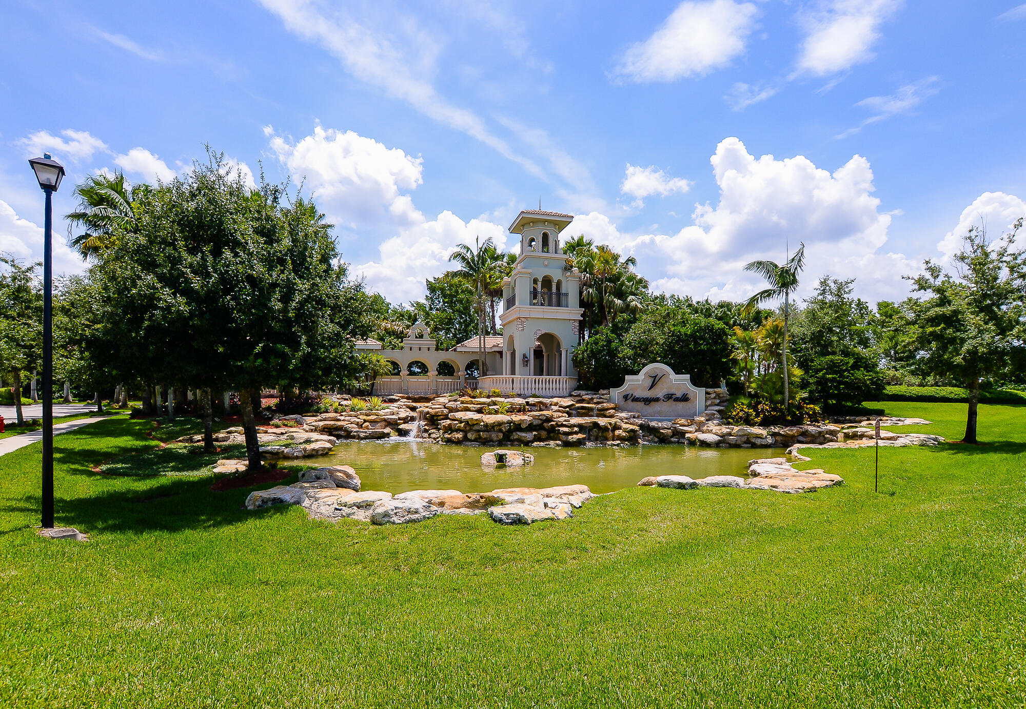 VIZCAYA FALLS PLAT 1 - Residential Lease