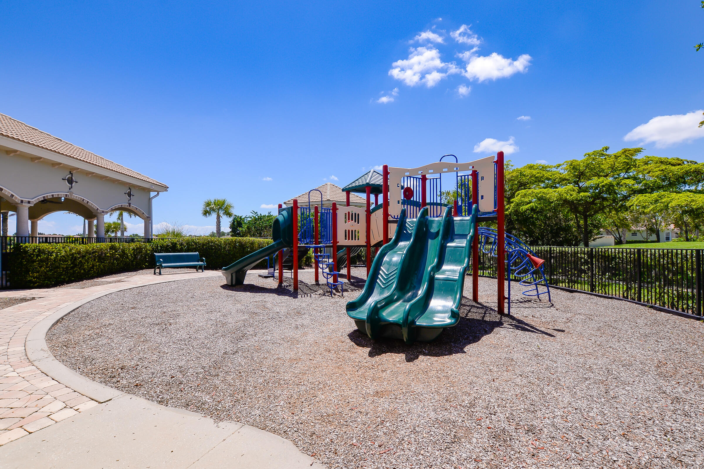 VIZCAYA FALLS PLAT 1 - Residential Lease