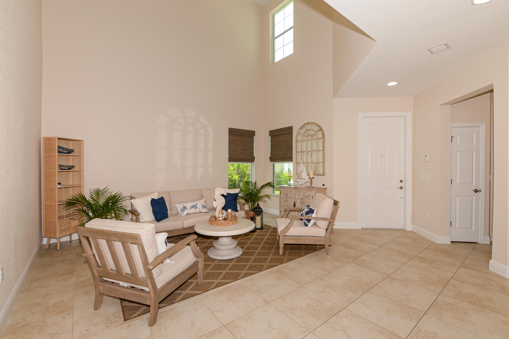 VIZCAYA FALLS PLAT 1 - Residential Lease