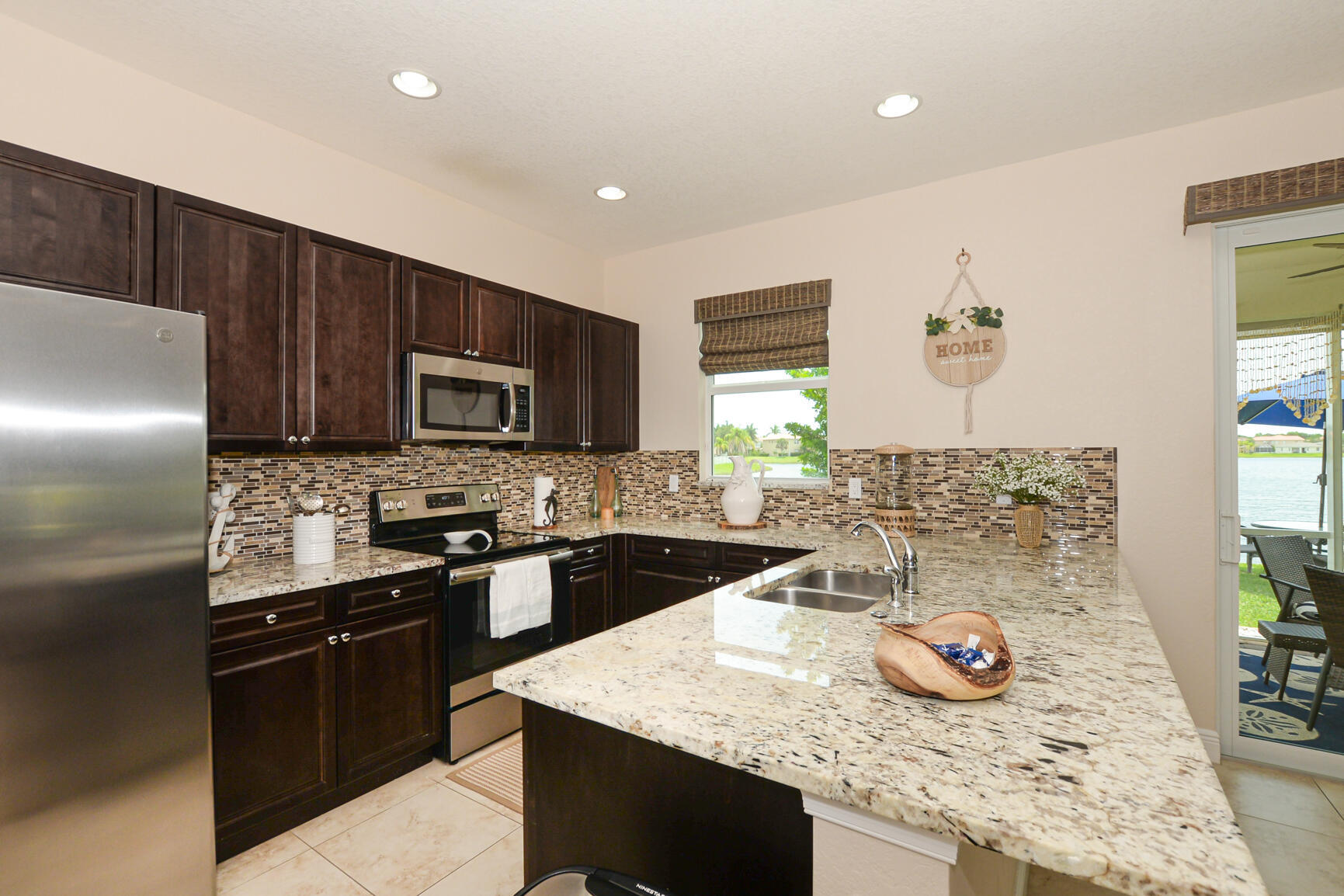 VIZCAYA FALLS PLAT 1 - Residential Lease