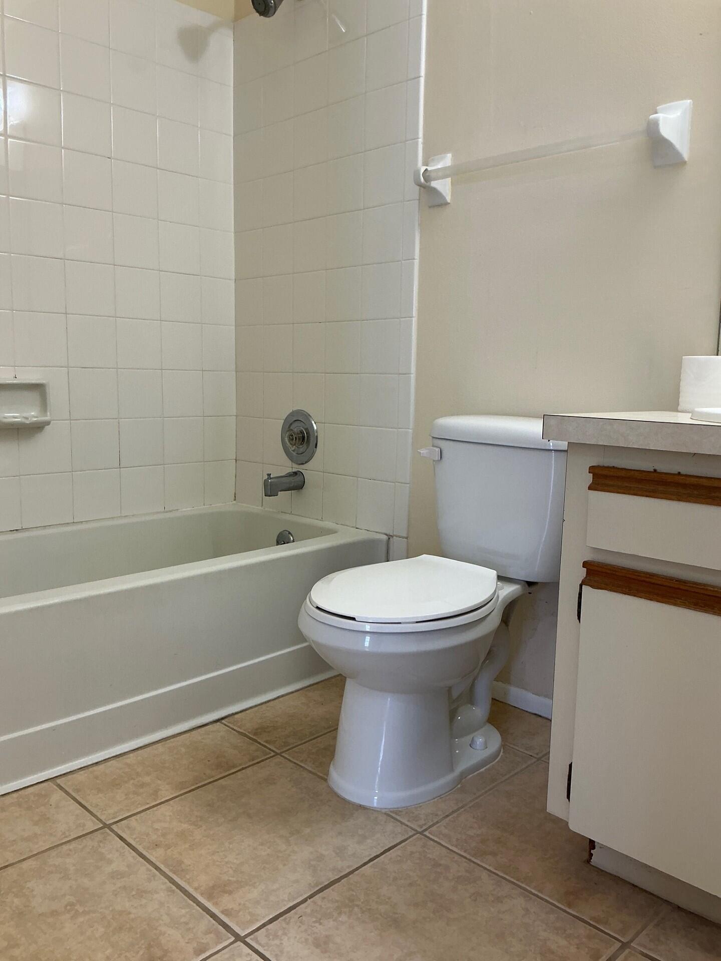 PORT ST LUCIE SECTION 52 - Residential Lease