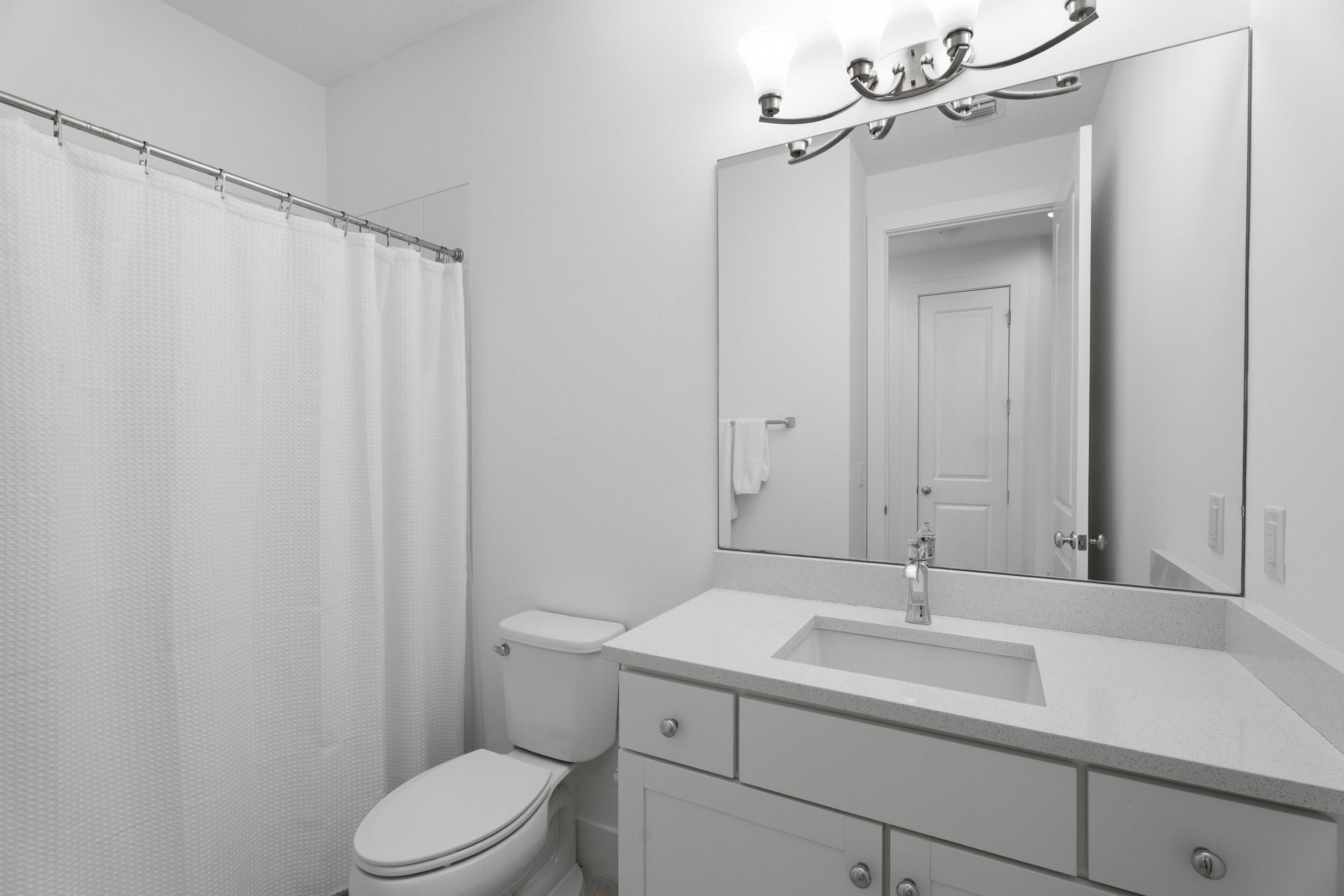 ALTON NEIGHBORHOOD - Residential Lease