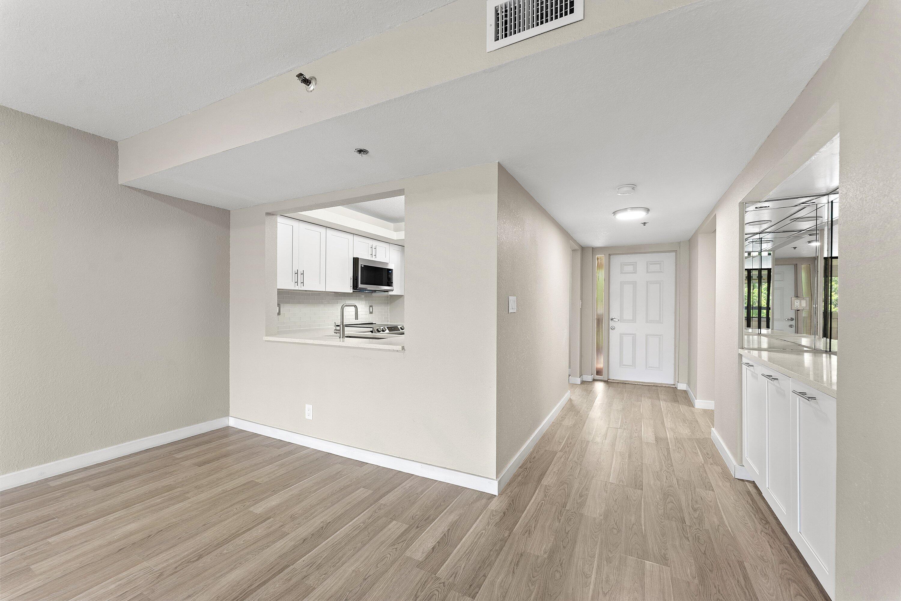 GLENS CONDO - Residential