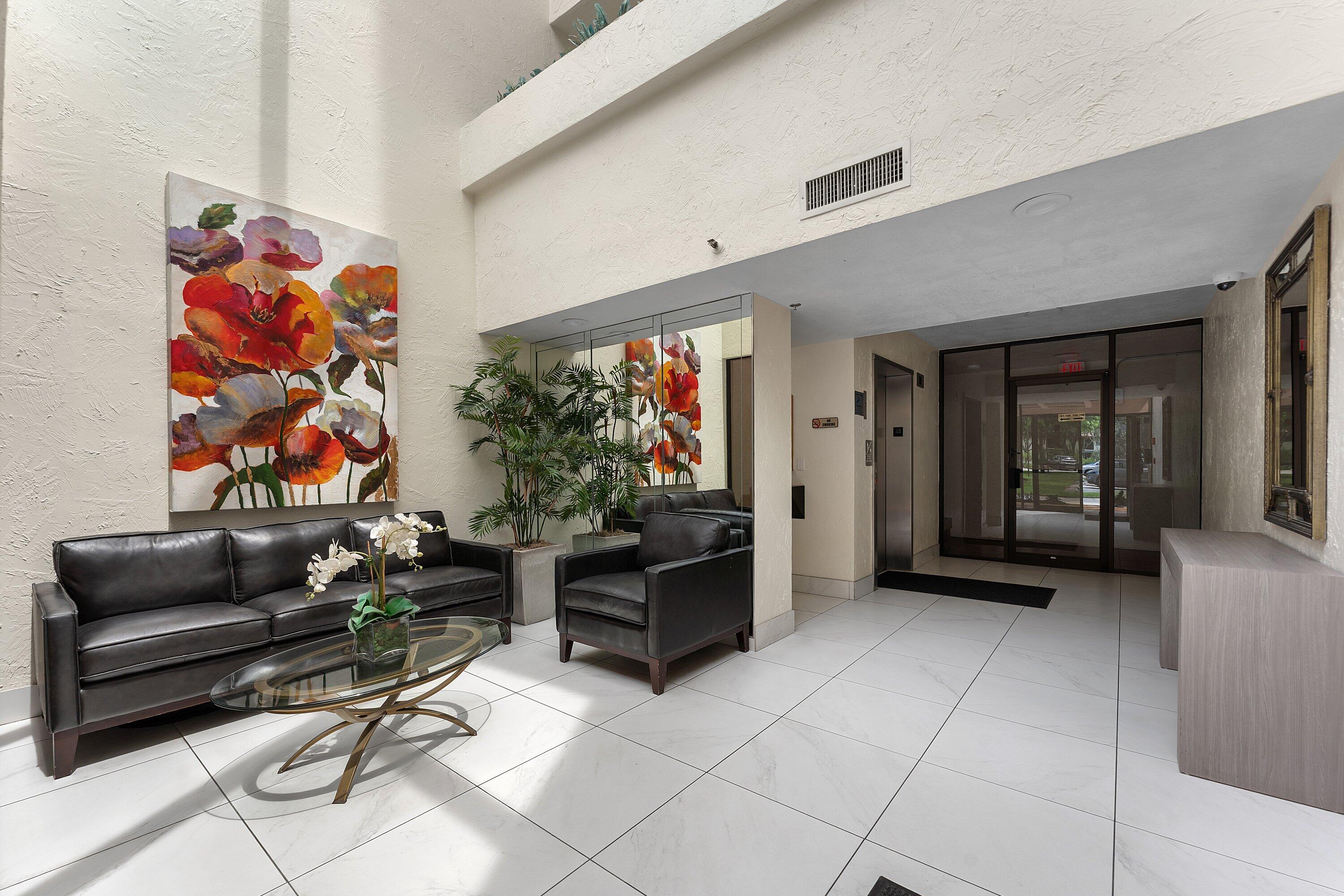 GLENS CONDO - Residential