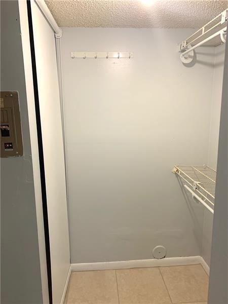 CORAL GARDENS II CONDO - Residential Lease