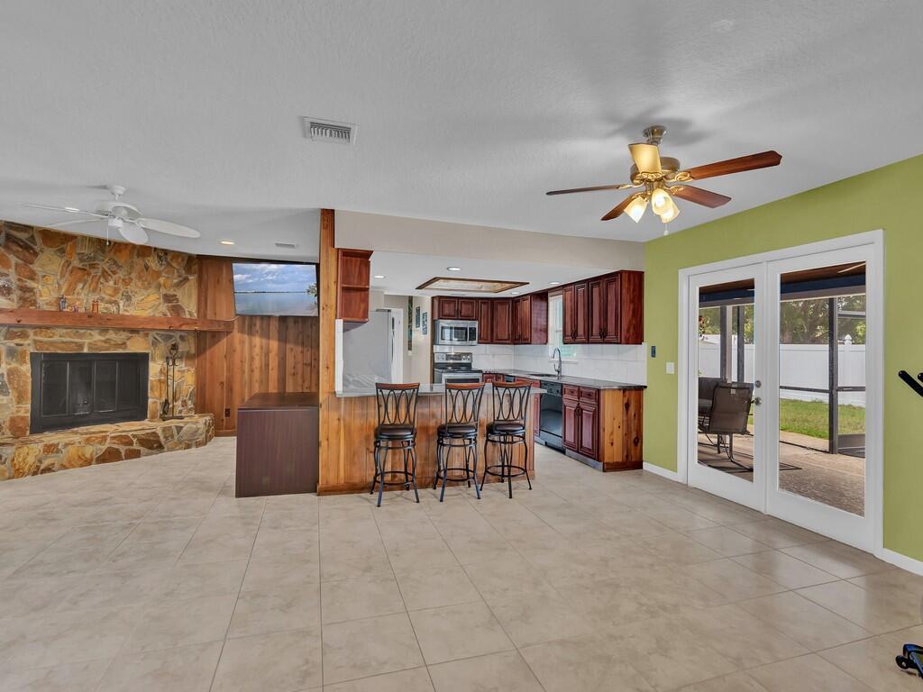 Dixie Gardens - Residential Lease