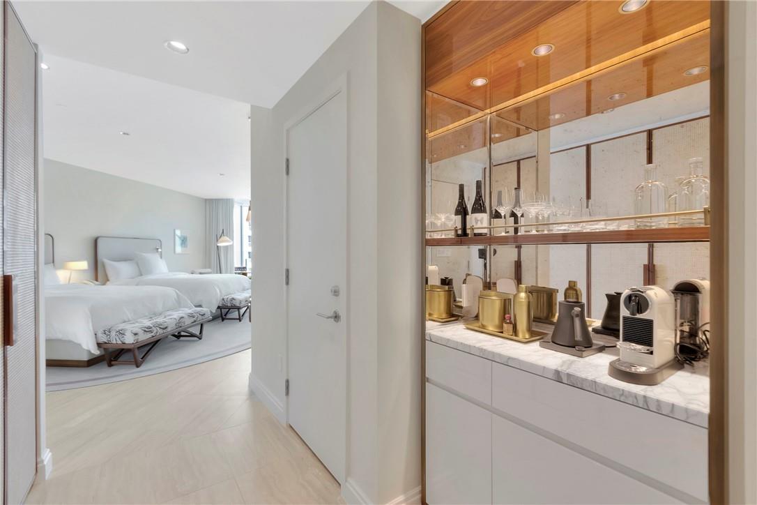 Four Seasons - Residential