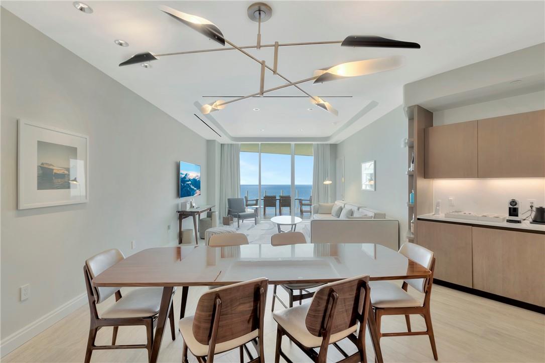 Four Seasons - Residential