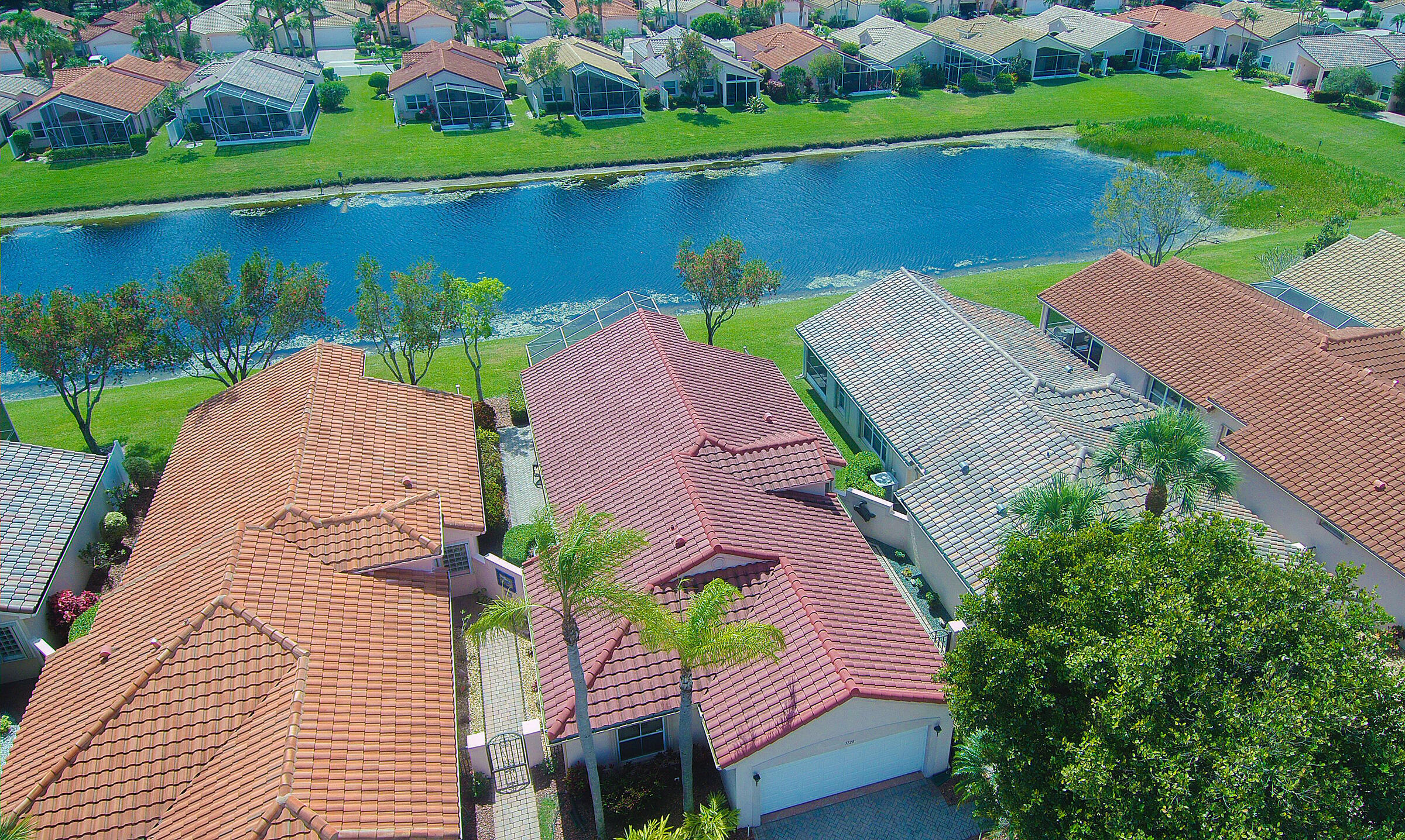 CASCADE LAKES - Residential