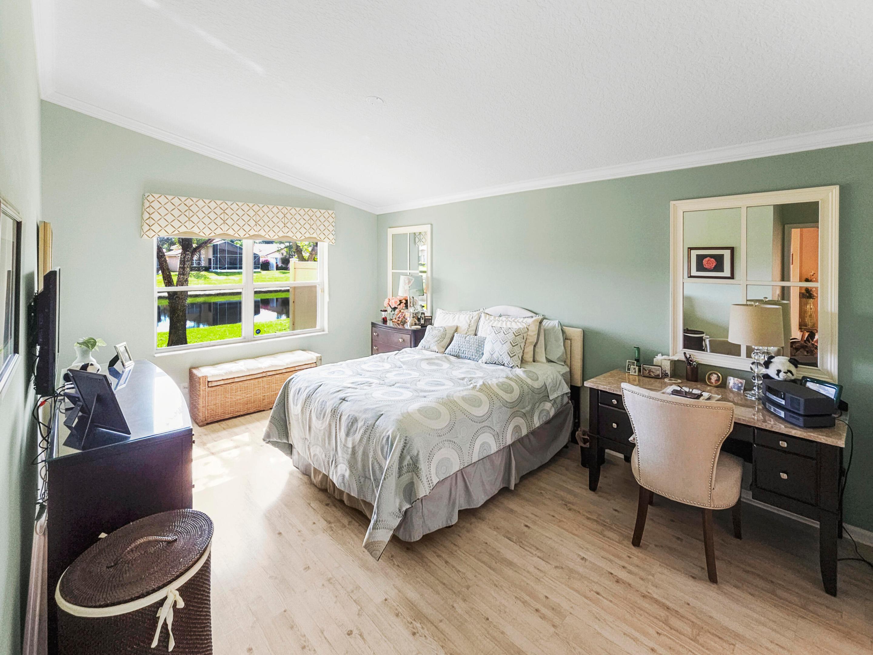 CASCADE LAKES - Residential