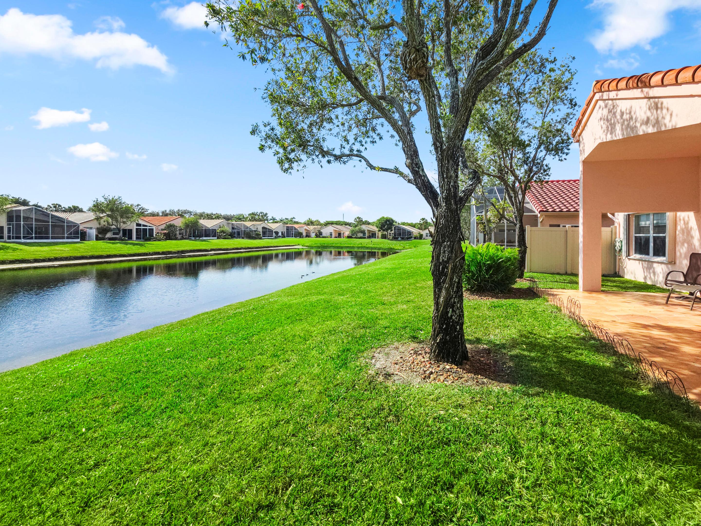 CASCADE LAKES - Residential