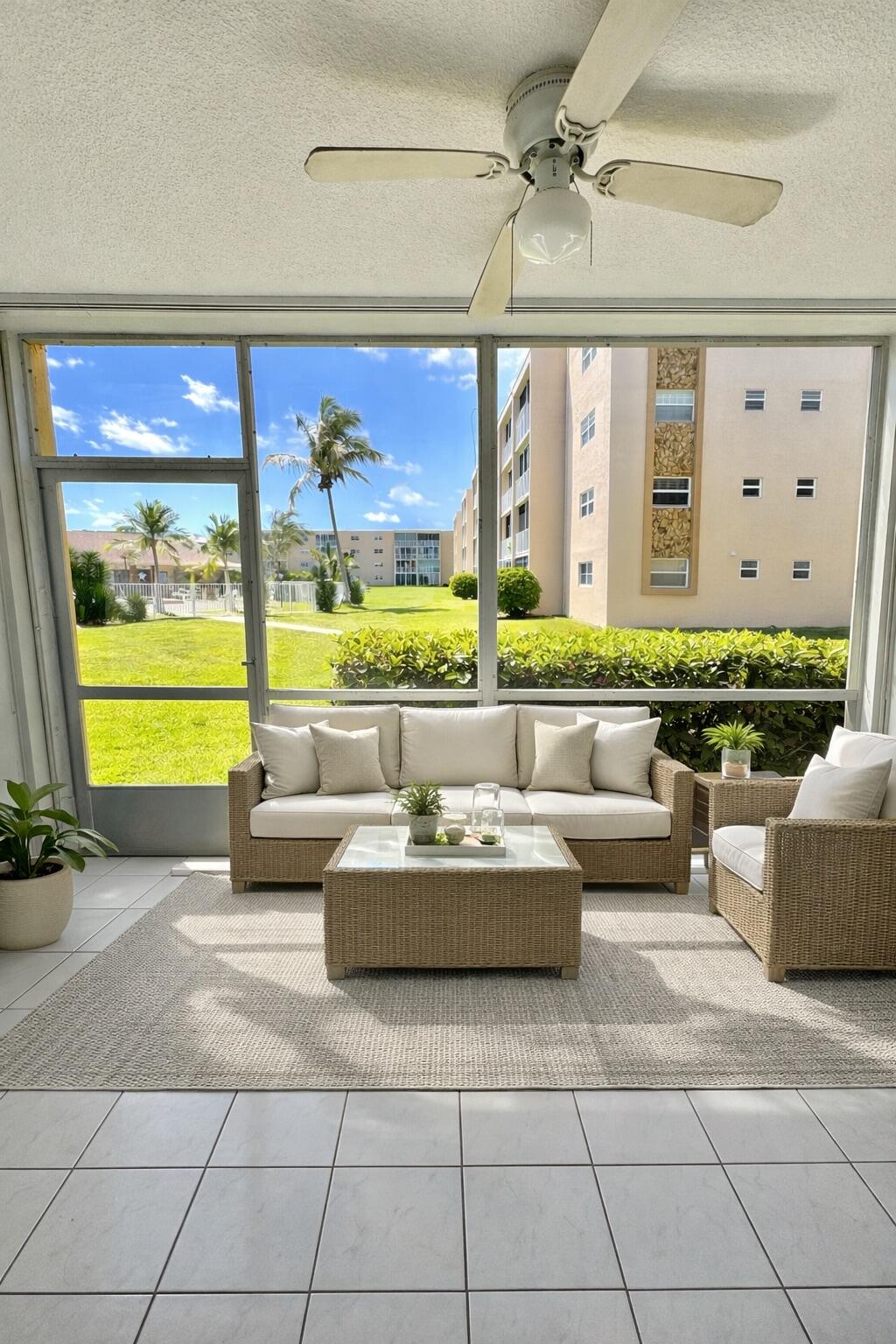 MEADOWBROOK LAKES CONDO - Residential