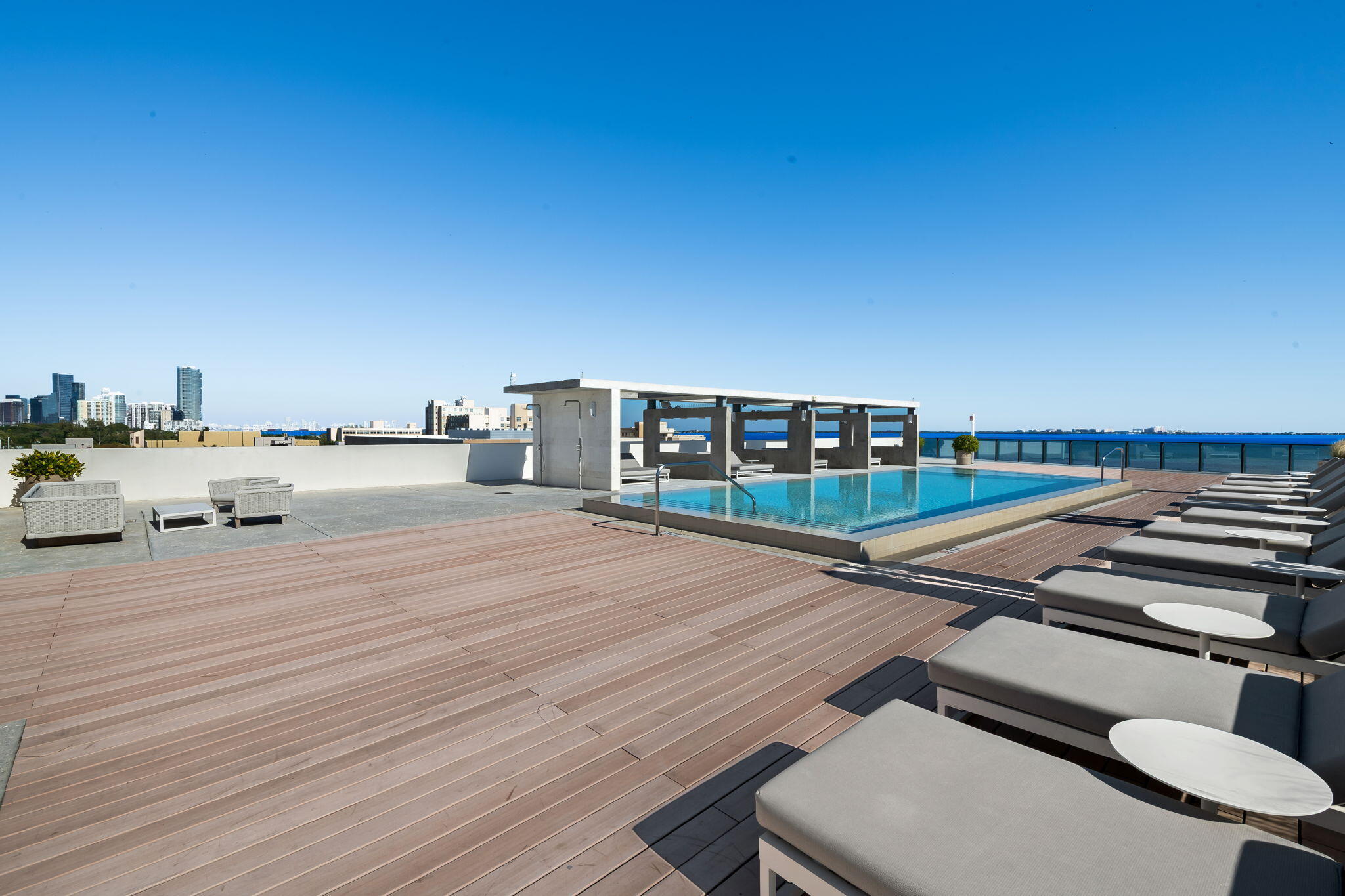 BRICKELLS FLAGLER - Residential