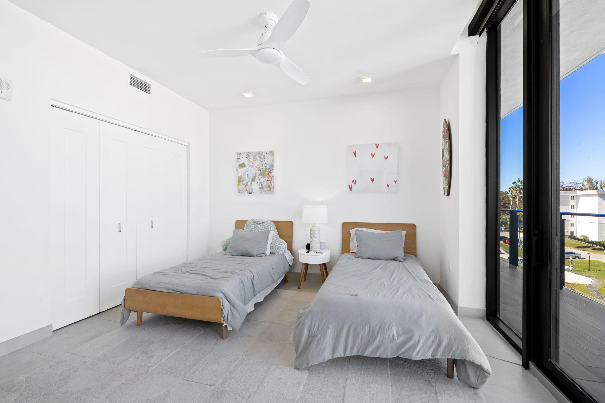BRICKELLS FLAGLER - Residential