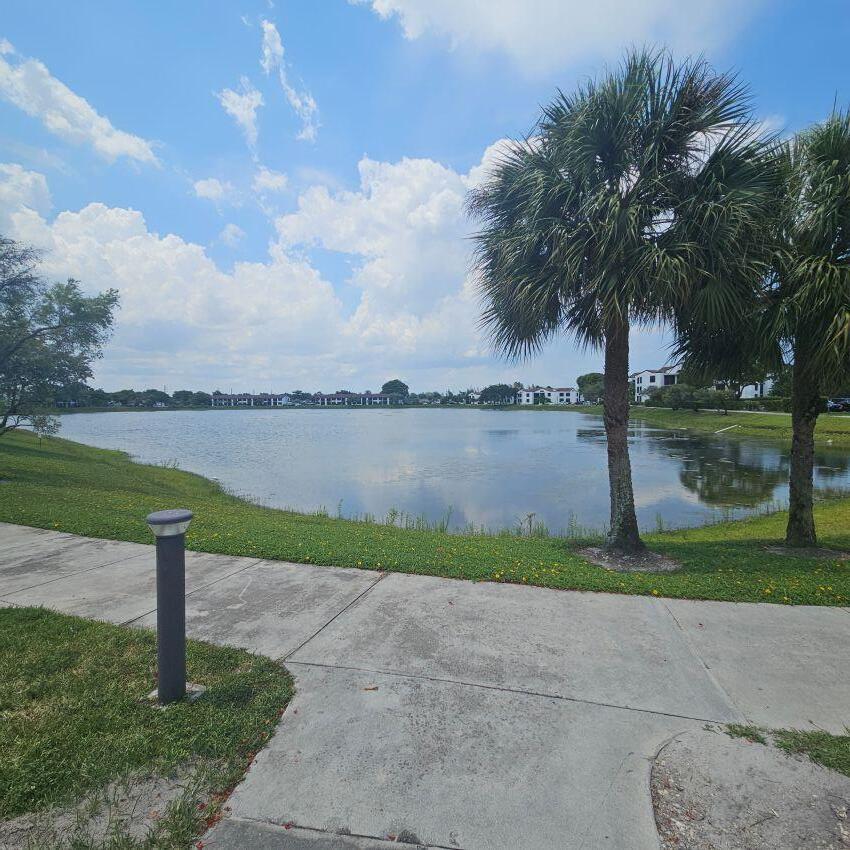 LAKE POINTE CONDOMINIUM NO TWO - Residential