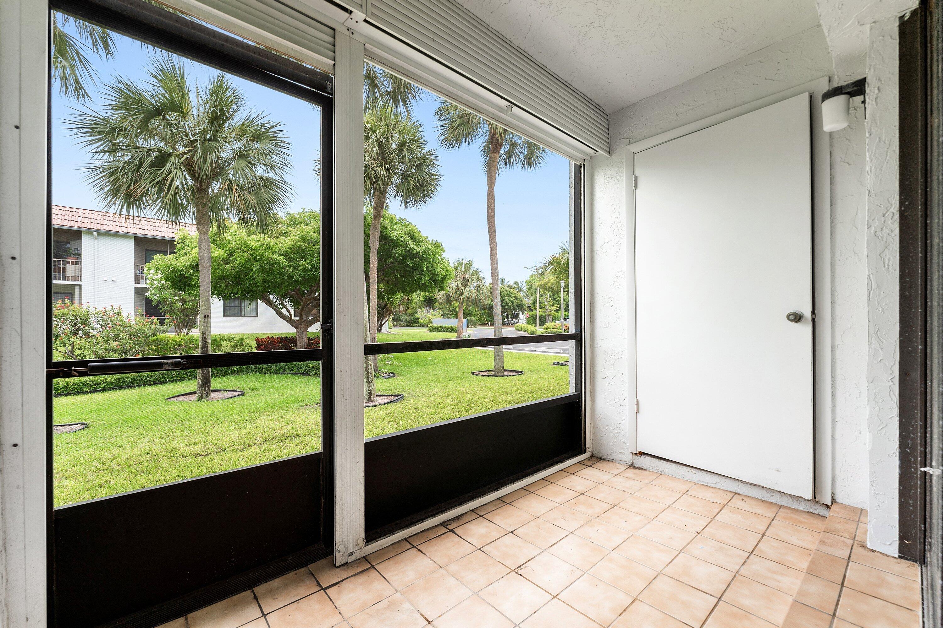 BOCA ISLE CONDO - Residential