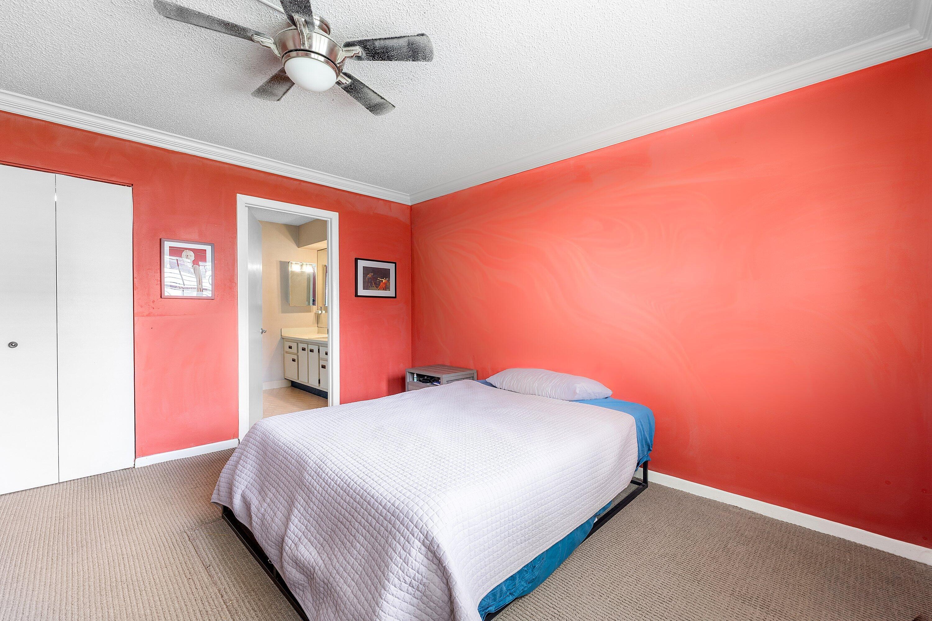 BOCA ISLE CONDO - Residential