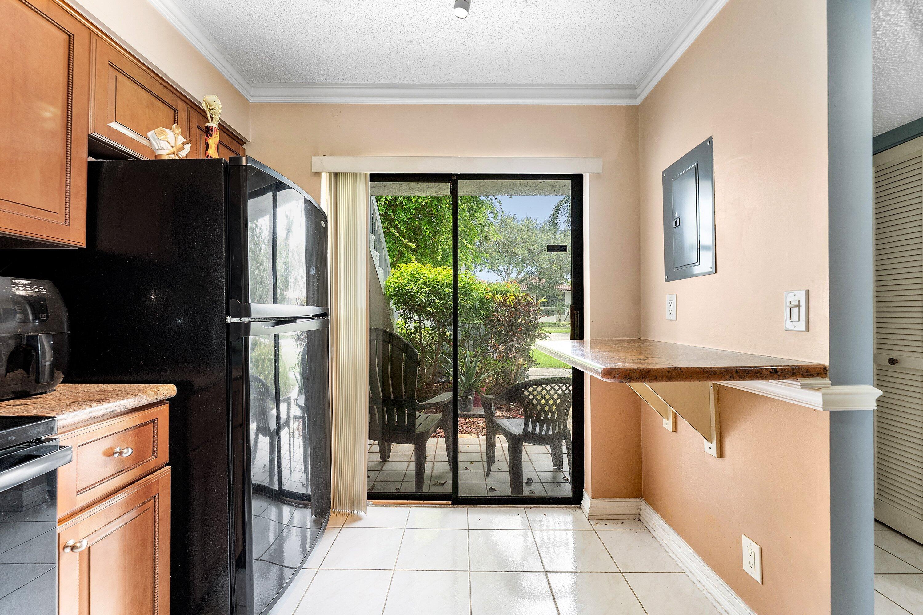BOCA ISLE CONDO - Residential