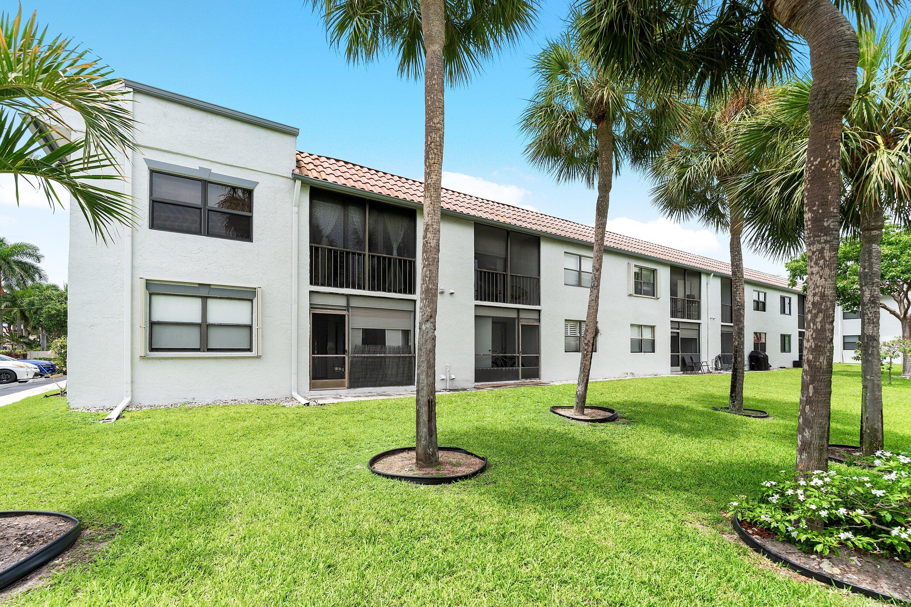 BOCA ISLE CONDO - Residential