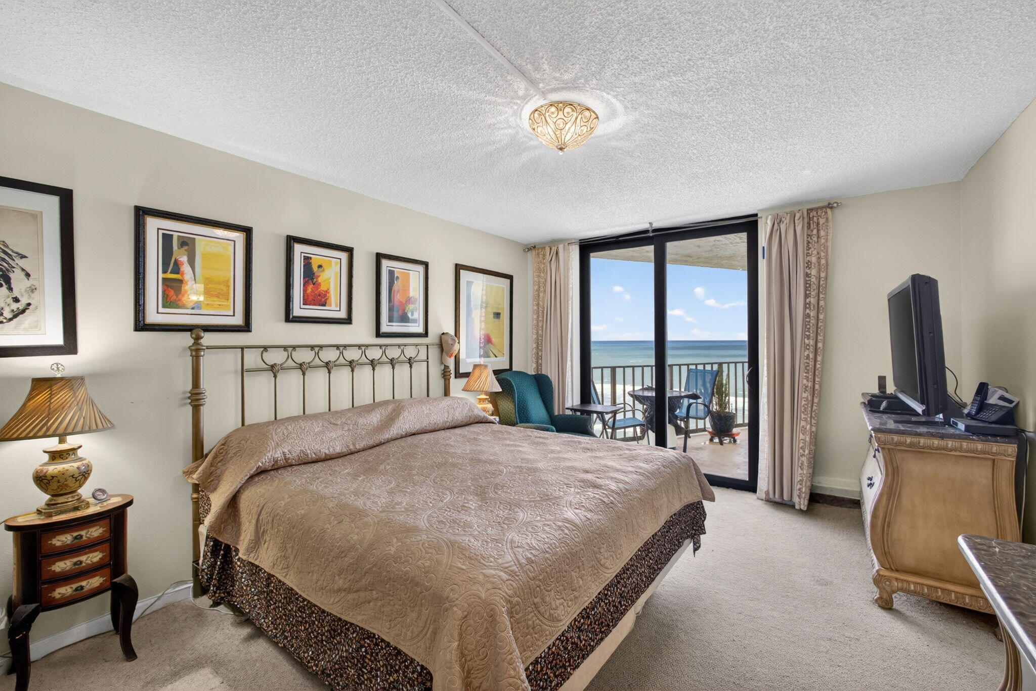 CONNEMARA CONDO - Residential