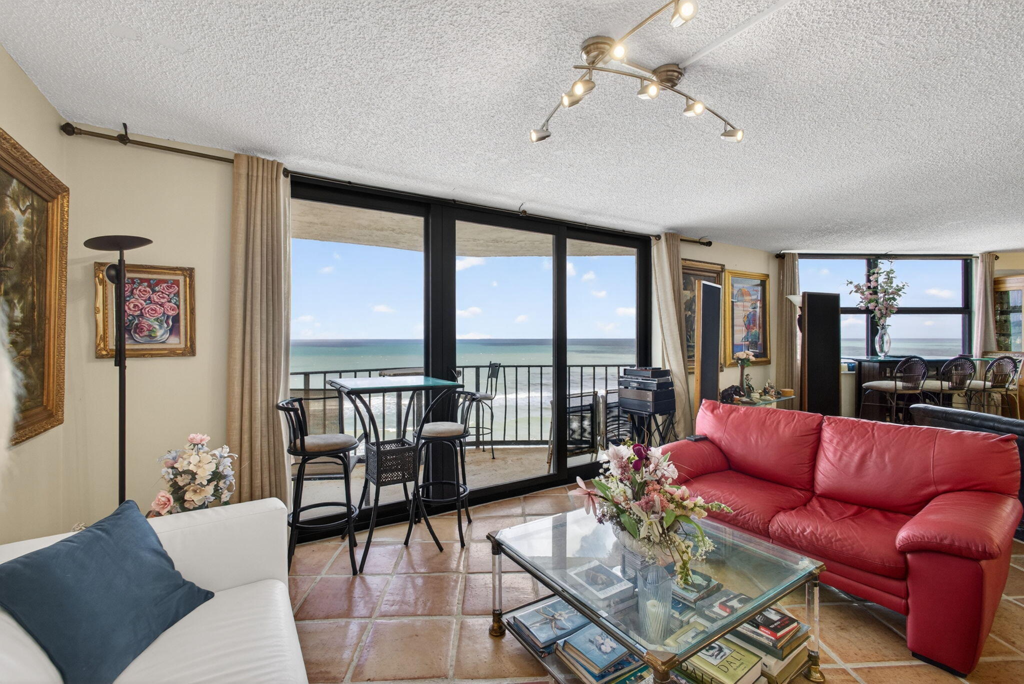 CONNEMARA CONDO - Residential