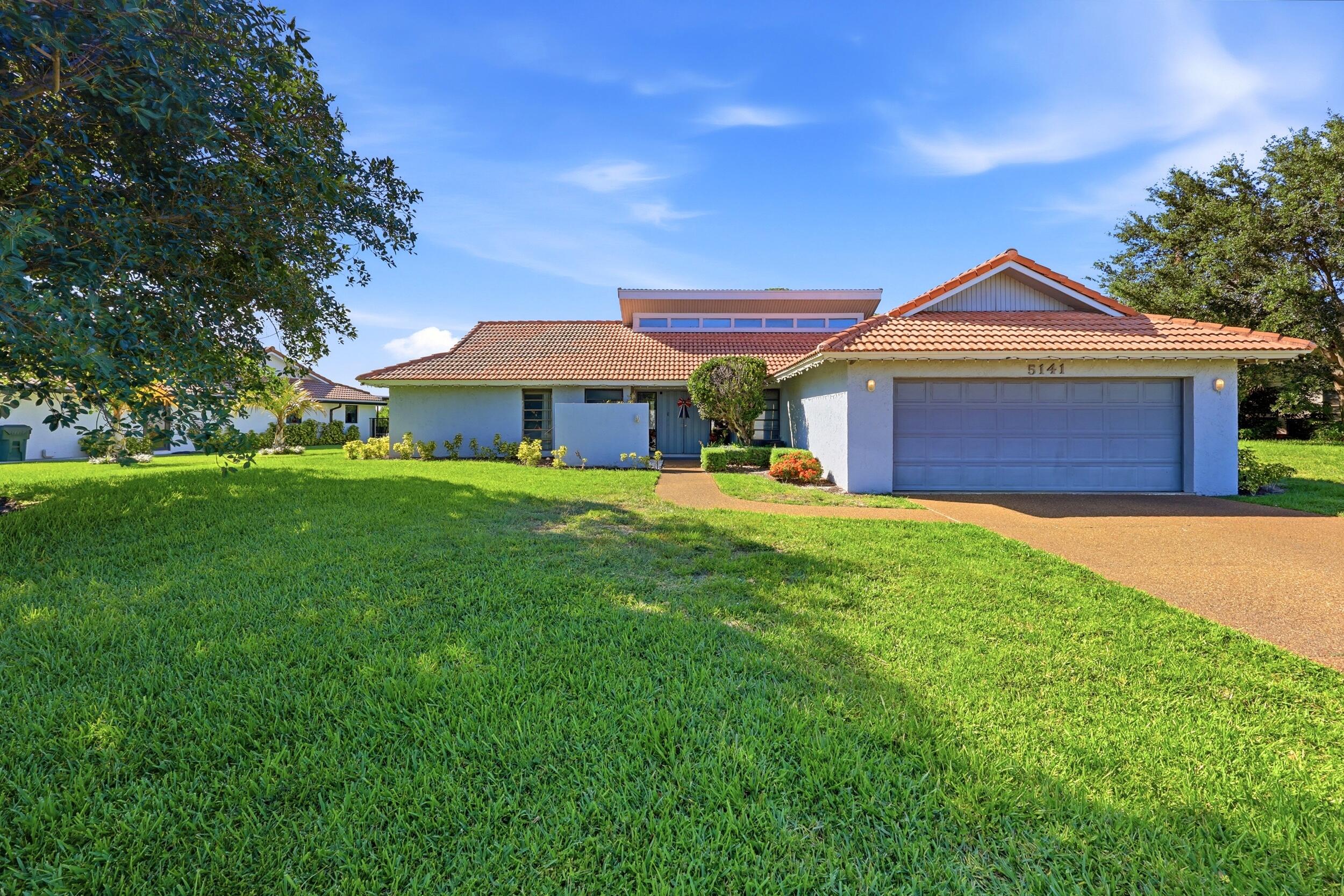BOCA TEECA SEC 5 - Residential Lease