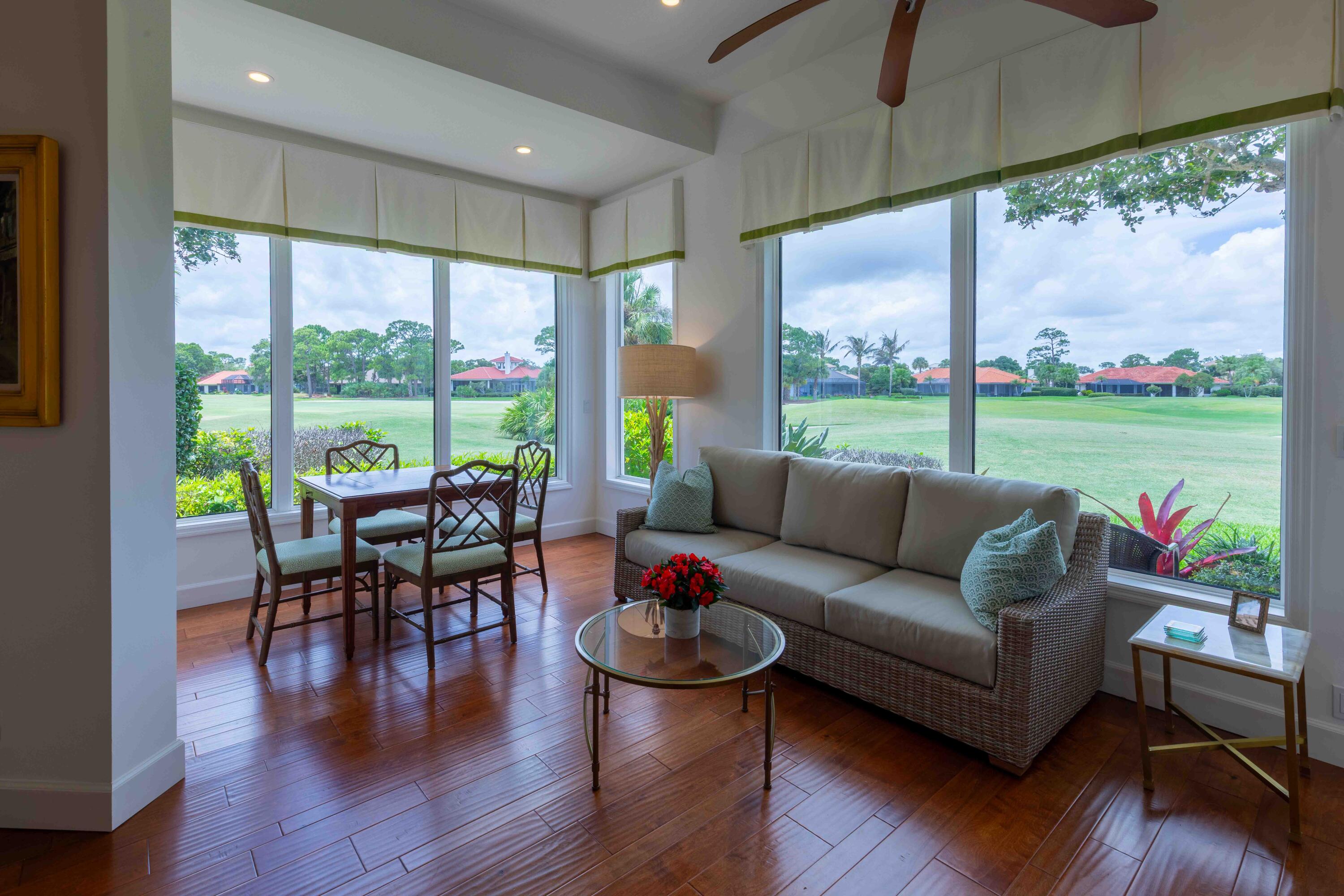 HARBOUR RIDGE PLAT NO 16 FIGTREE VILLAGE - Residential