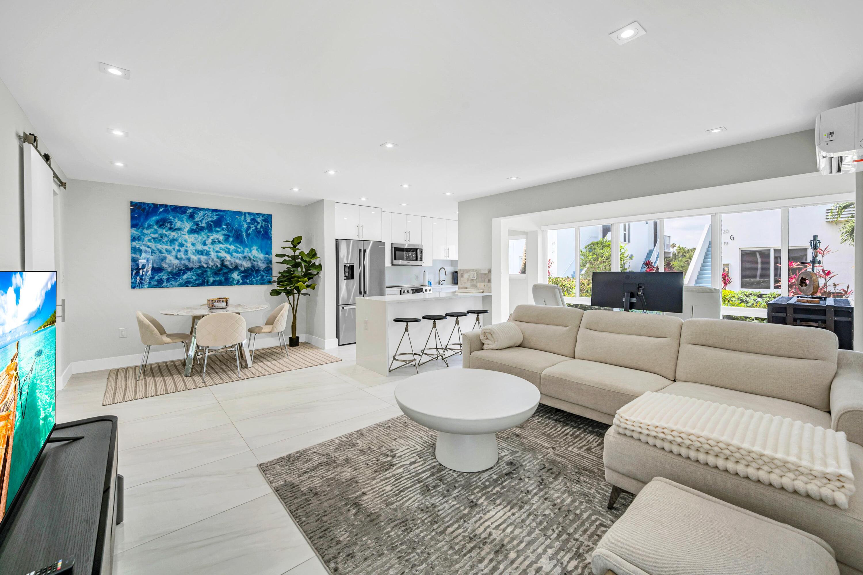 FT LAUD SURF CLUB CO-OP - Residential