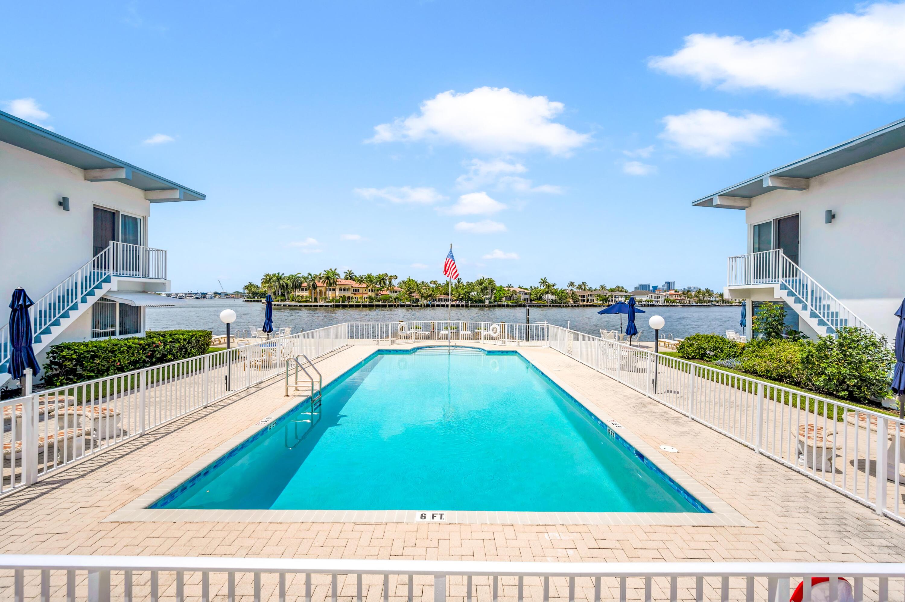 FT LAUD SURF CLUB CO-OP - Residential