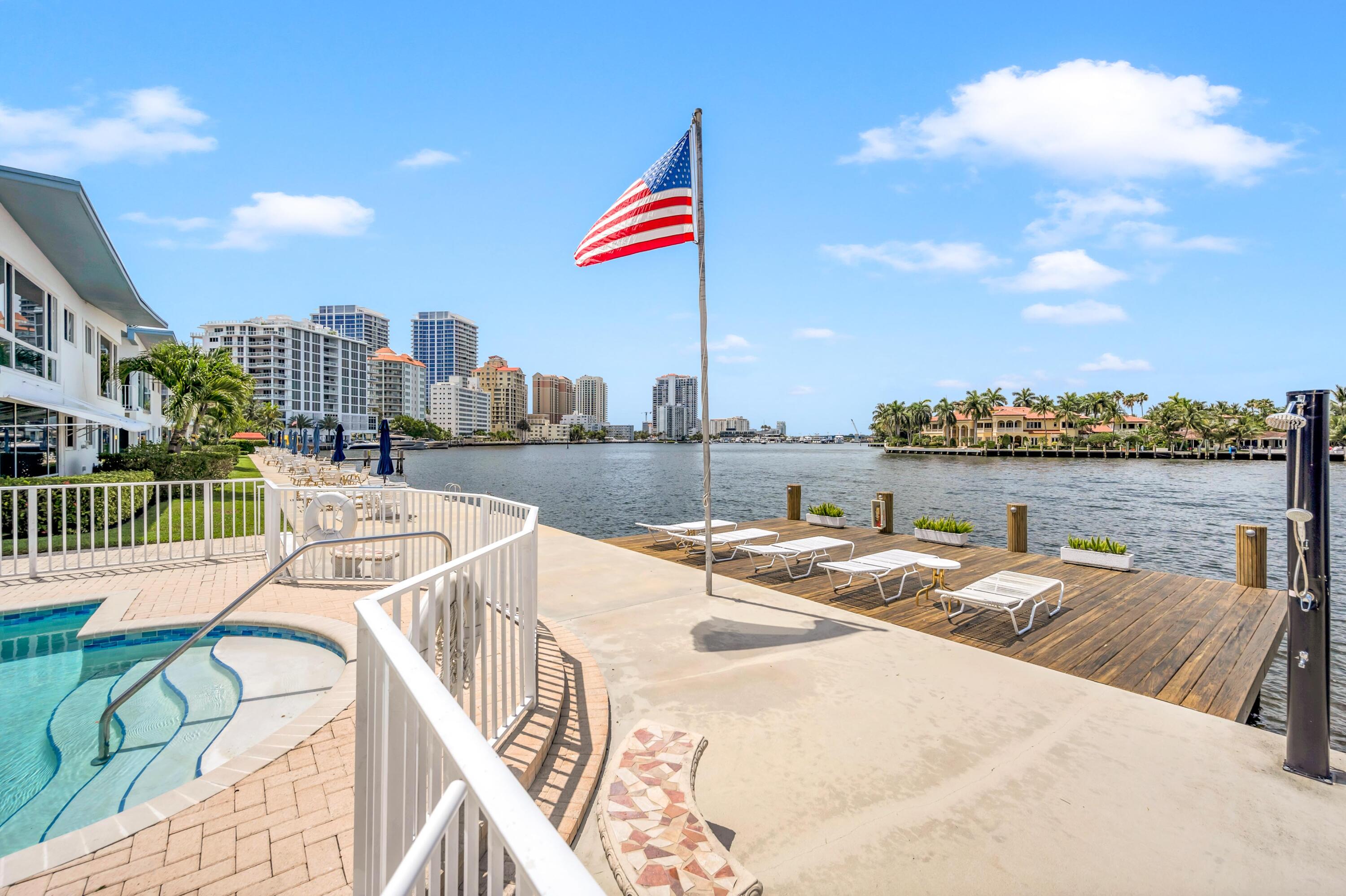 FT LAUD SURF CLUB CO-OP - Residential