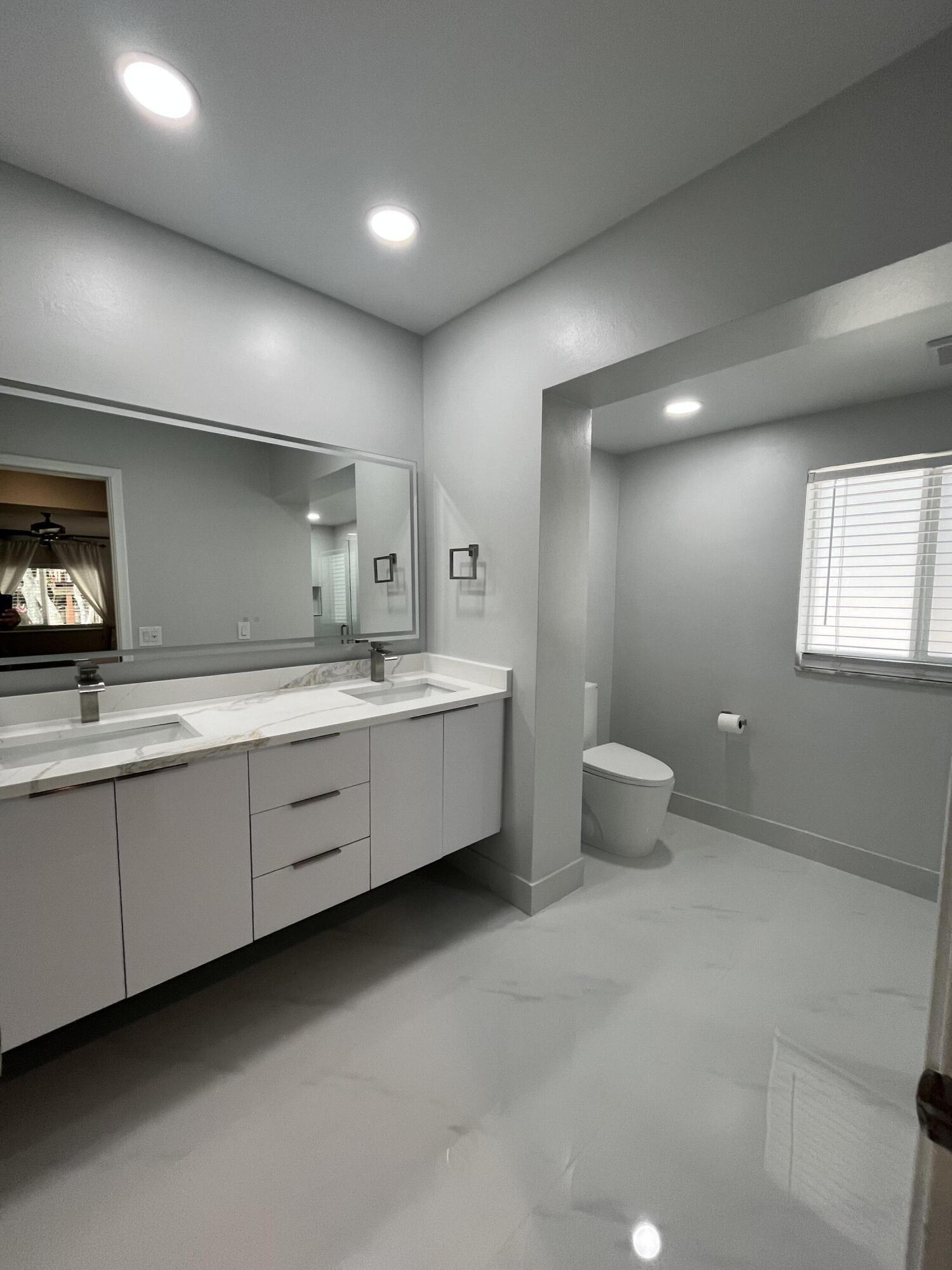 Downtown Boynton Beach Area (Near Intracoastal) - Residential Lease