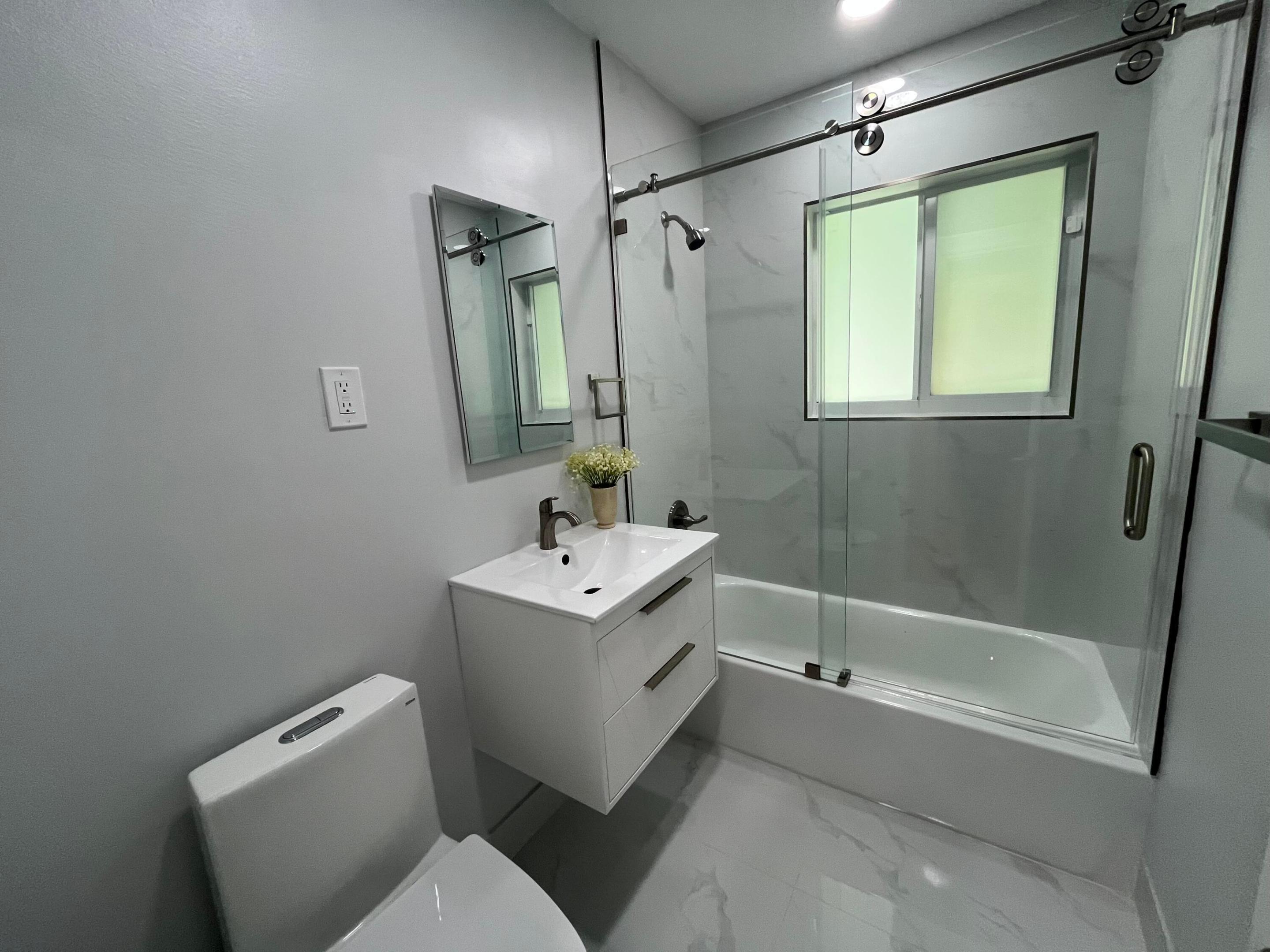 Downtown Boynton Beach Area (Near Intracoastal) - Residential Lease