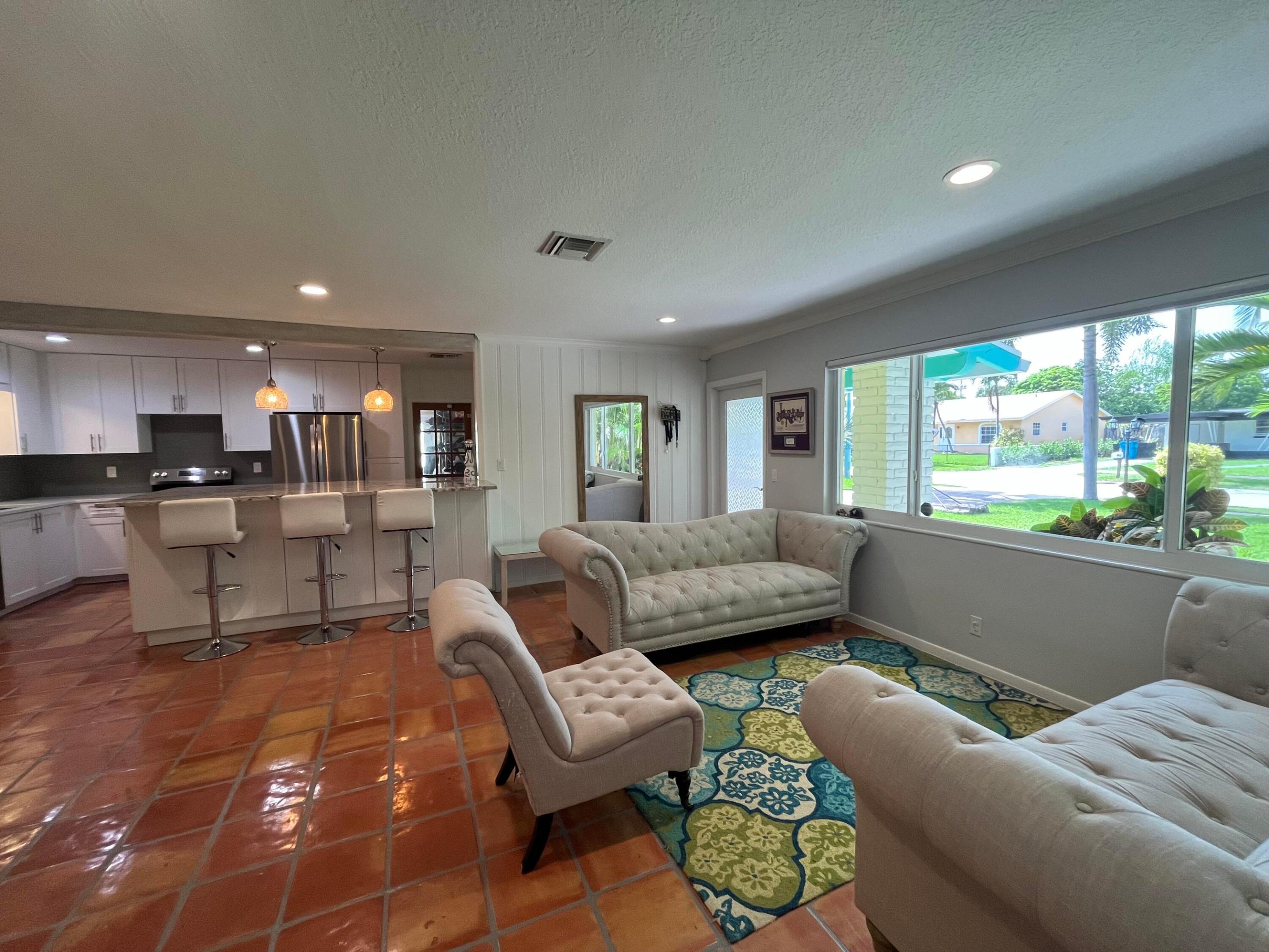 Downtown Boynton Beach Area (Near Intracoastal) - Residential Lease