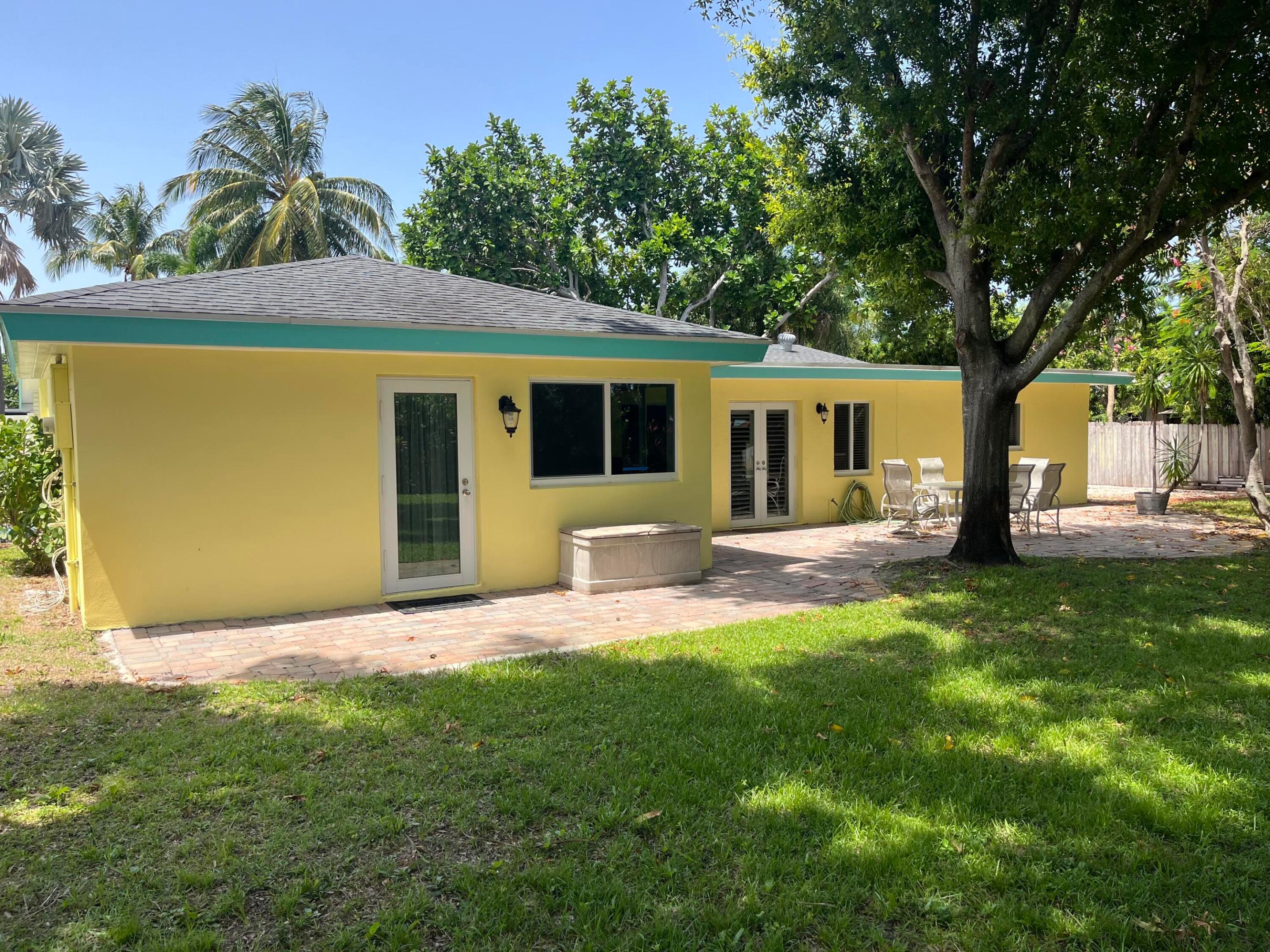 Downtown Boynton Beach Area (Near Intracoastal) - Residential Lease